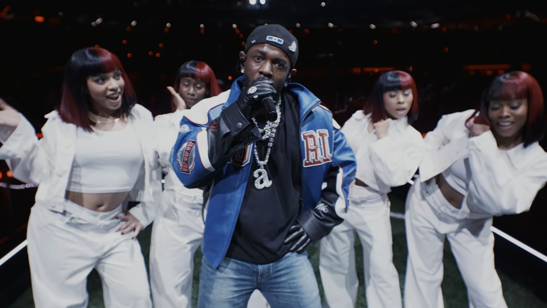 Super Bowl 2025 halftime show had Kendrick Lamar, but who was the first celeb at the event ever? (Image via NFL)