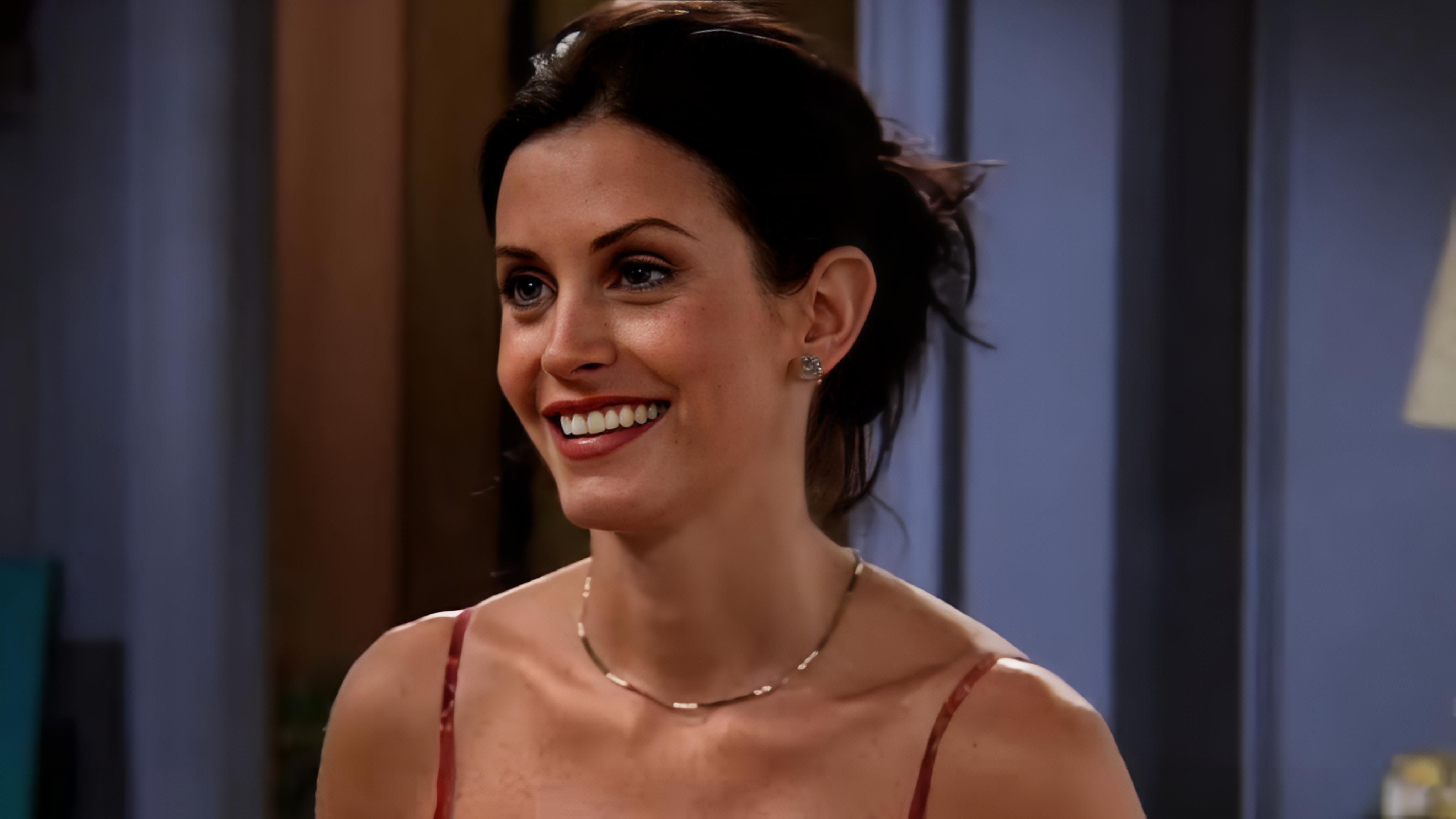 F.R.I.E.N.D.S (1994&ndash;2004) | Image Source: Warner Bros. Television