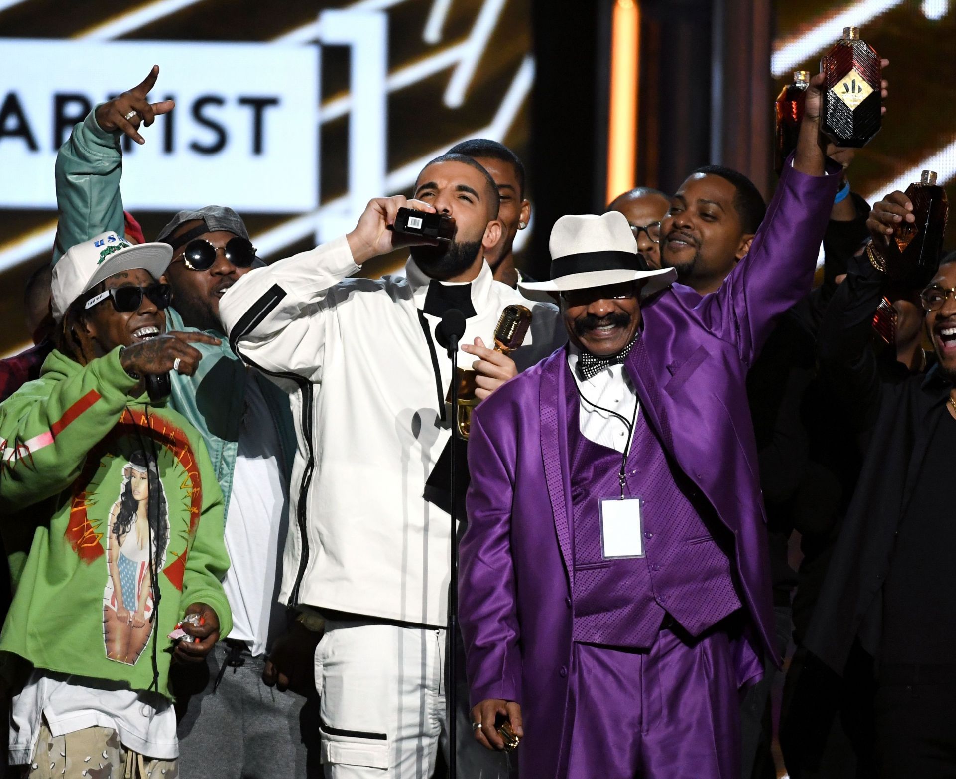 2017 Billboard Music Awards - Show - Source: Getty