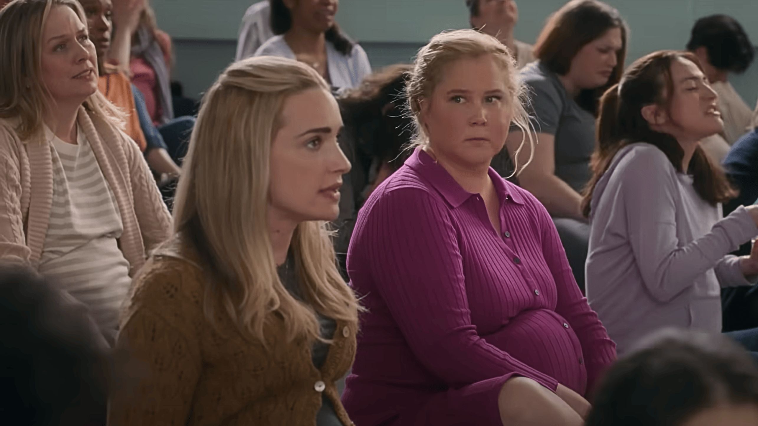 Kinda Pregnant starring Amy Schumer and Brianne Howey (Image via YouTube/@NetflixAsia)