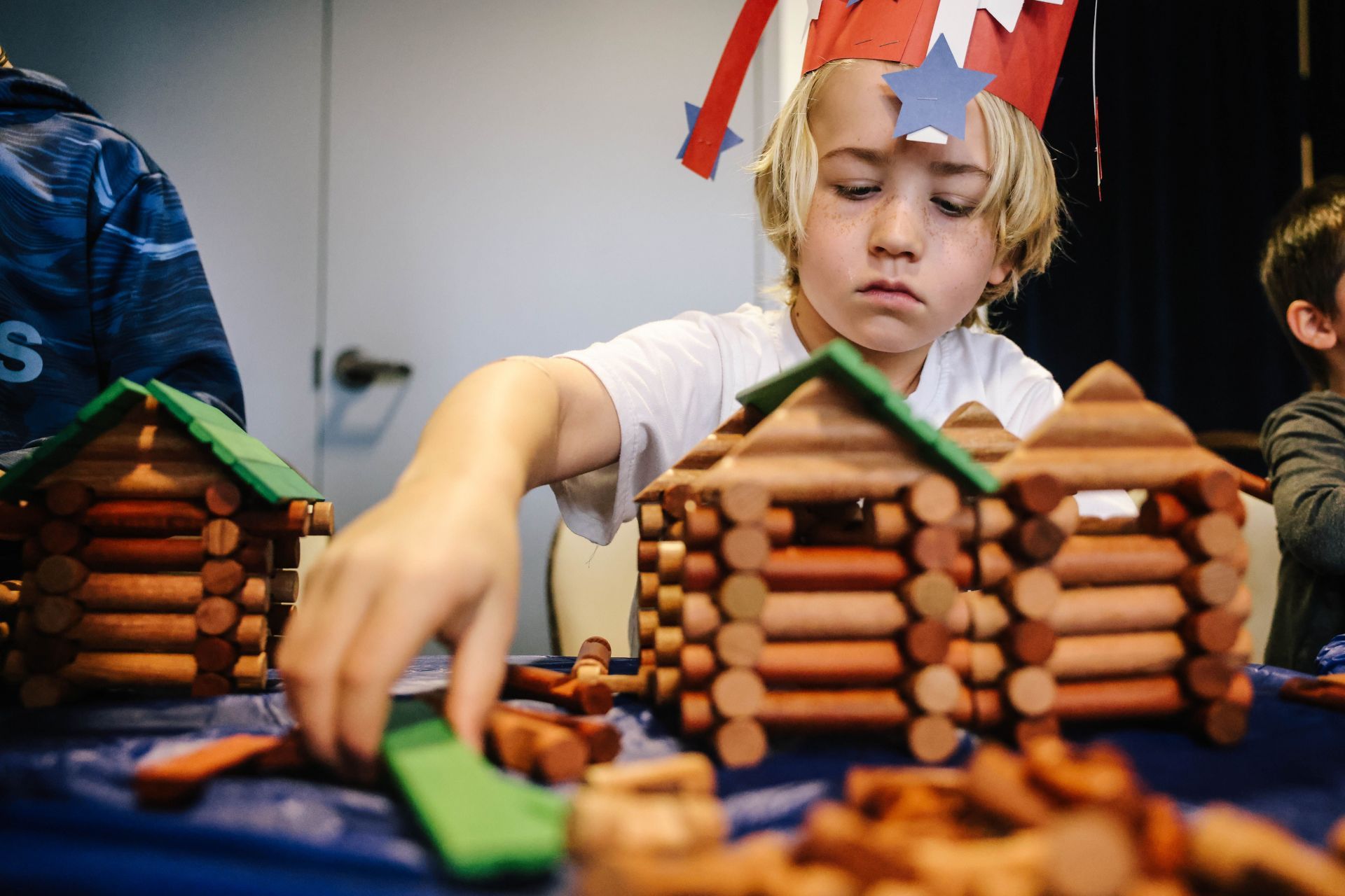 The Lincoln Log sets have been one of the most popular US toys of the 20th Century (Image via Dania Maxwell/Getty Images)