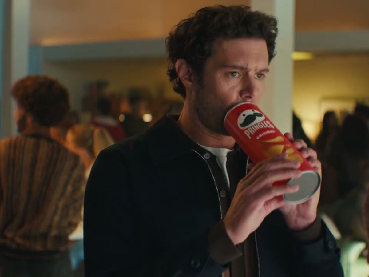 Pringles ad at Super Bowl (Image via YouTube)