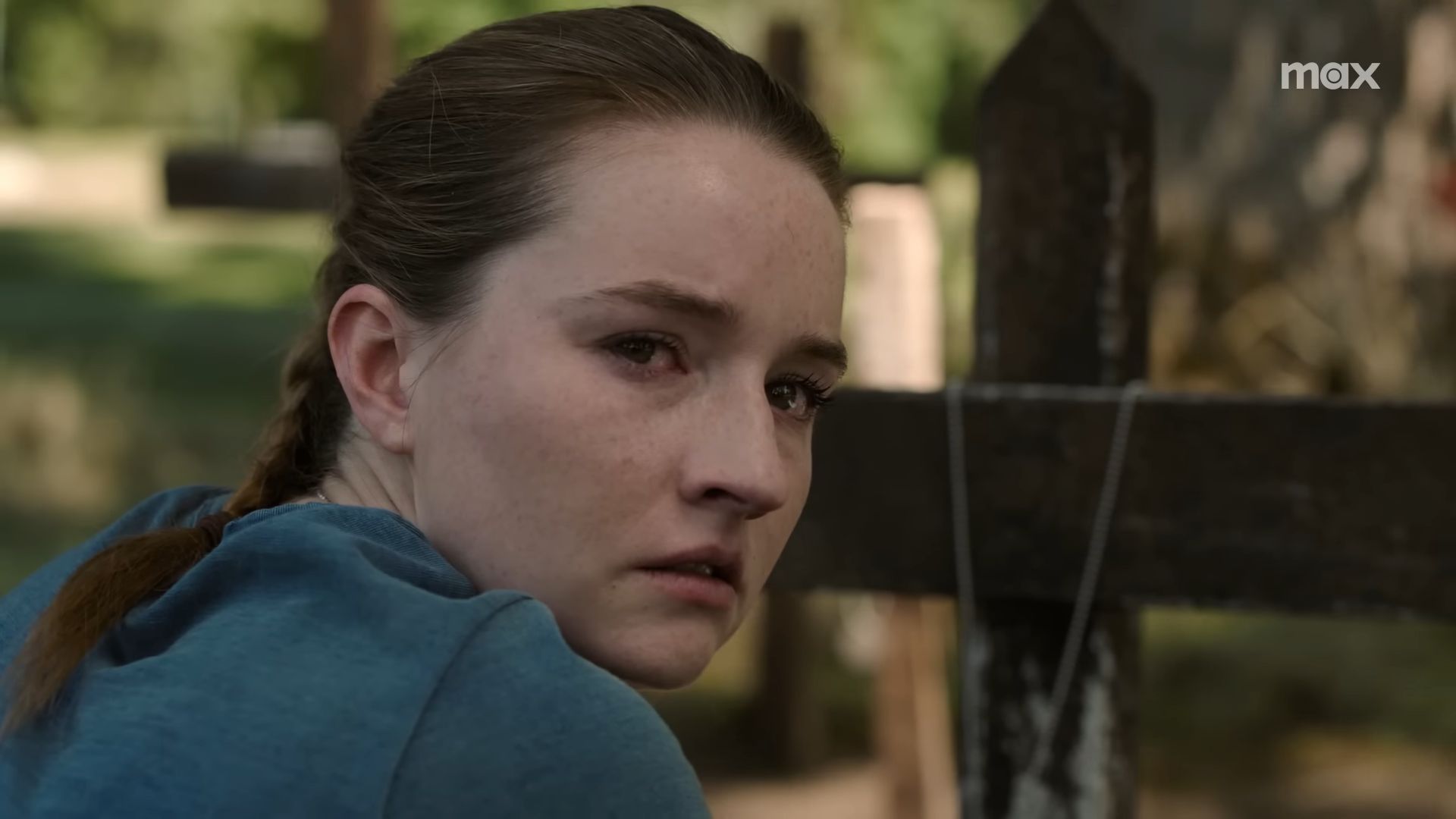 Kaitlyn Dever as Abby in The Last Of Us (Image via Youtube @/ Max)