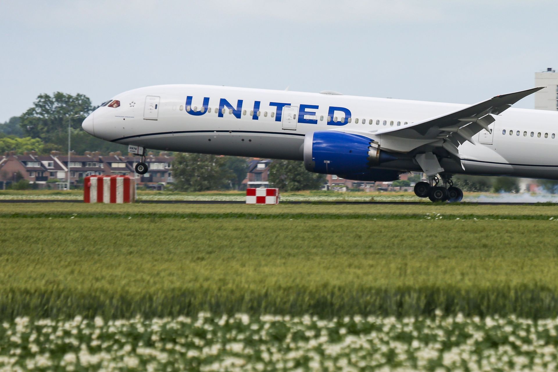 United Airlines Boeing 787-9 - Source: Getty