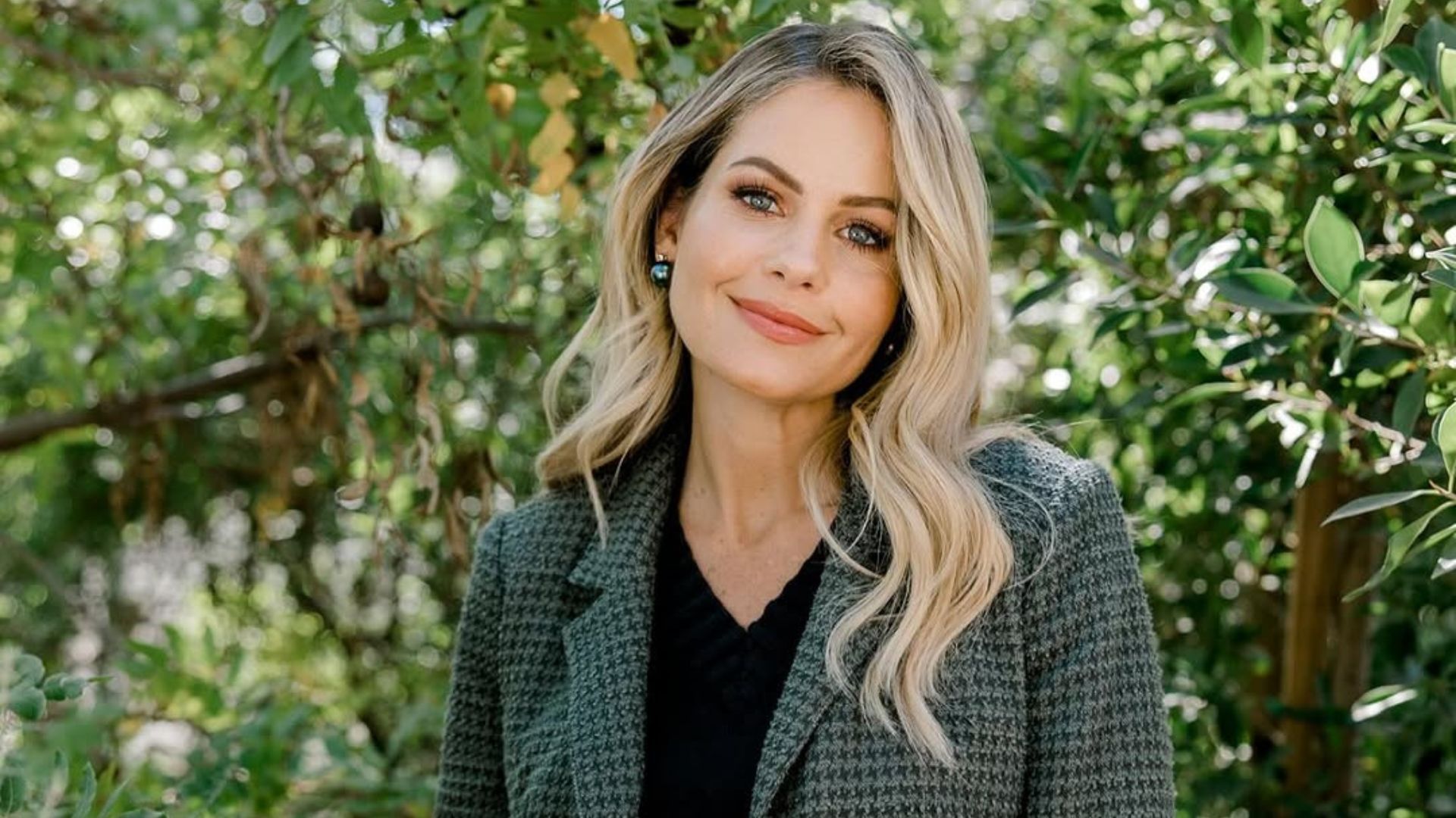 Candace Cameron Bure - Cherry Blossom from The Masked Singer Season 13 | Image via Instagram/ @candacecbure