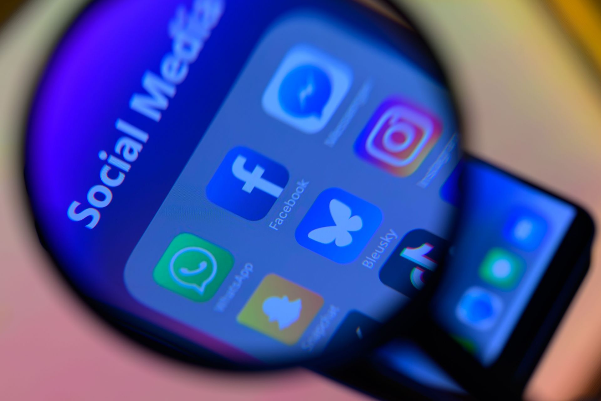 Social Media App Icons - Photo Illustration - Source: Getty