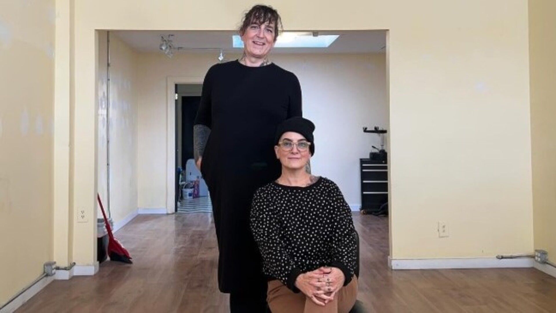 Sarah Kramer with her partner Geri (Image via Instagram/meetthekramers)