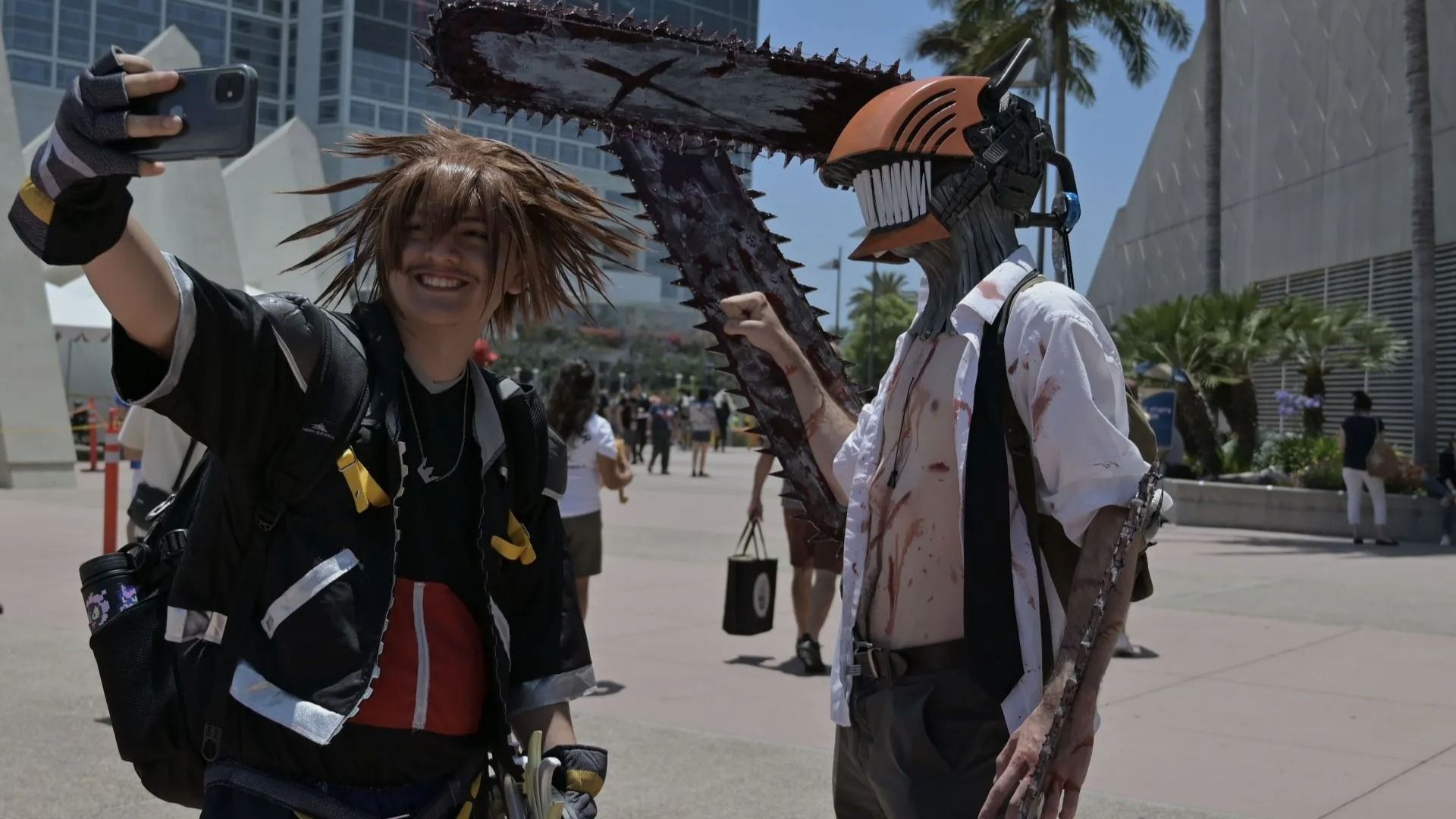 Fans dressing up as Chainsaw Man at the 54th Annual Comic-Con International in San Diego - Source: Getty