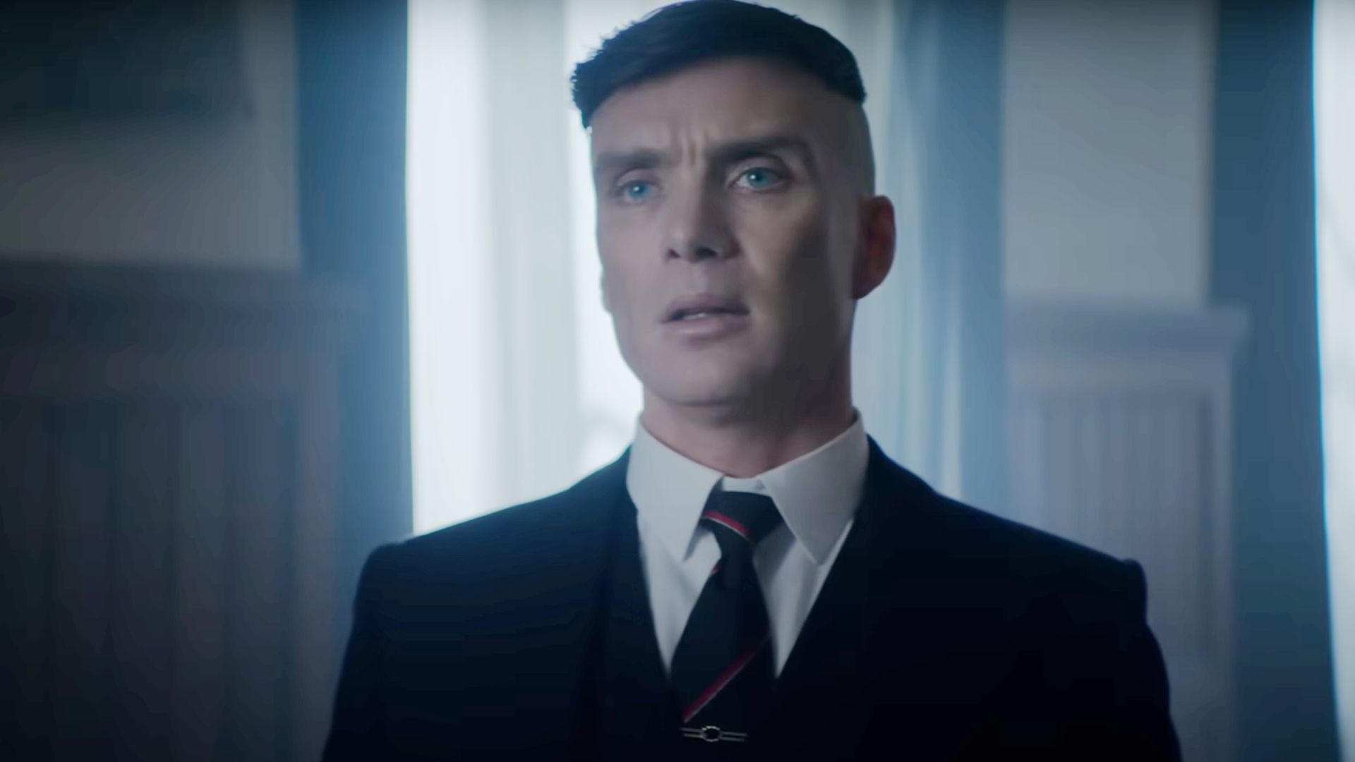 Tommy Shelby in Peaky Blinders (Image via Netflix)