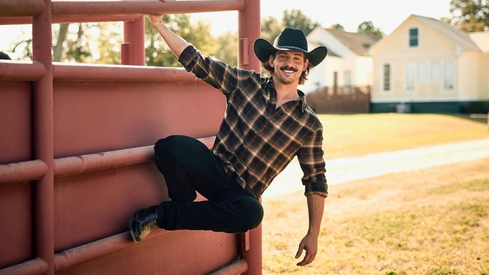 John from Farmer Wants a Wife Season 3 | Image via Instagram/ @notjohnsansone