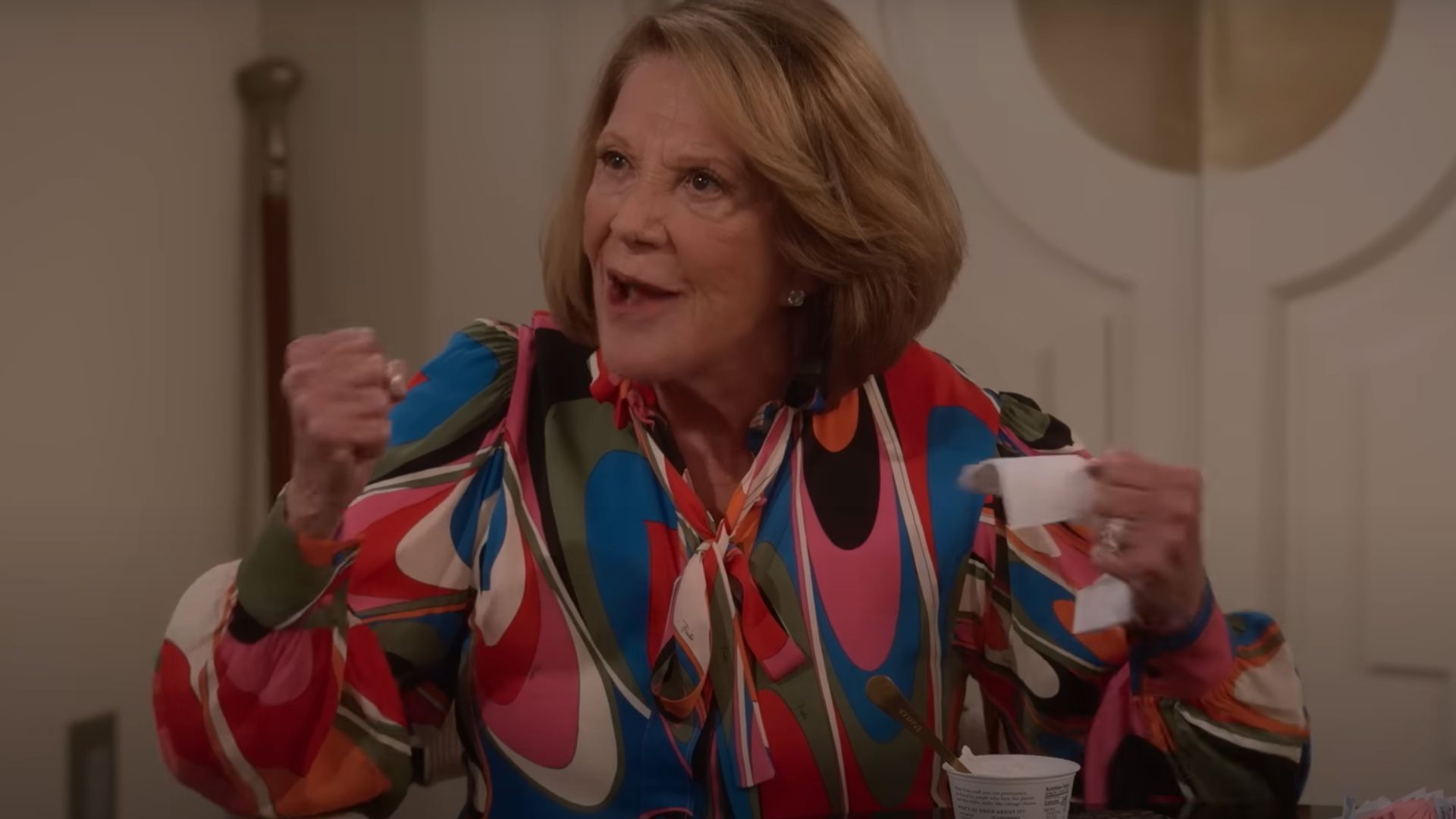 Linda Lavin in Mid-Century Modern (Image via YouTube/Hulu)