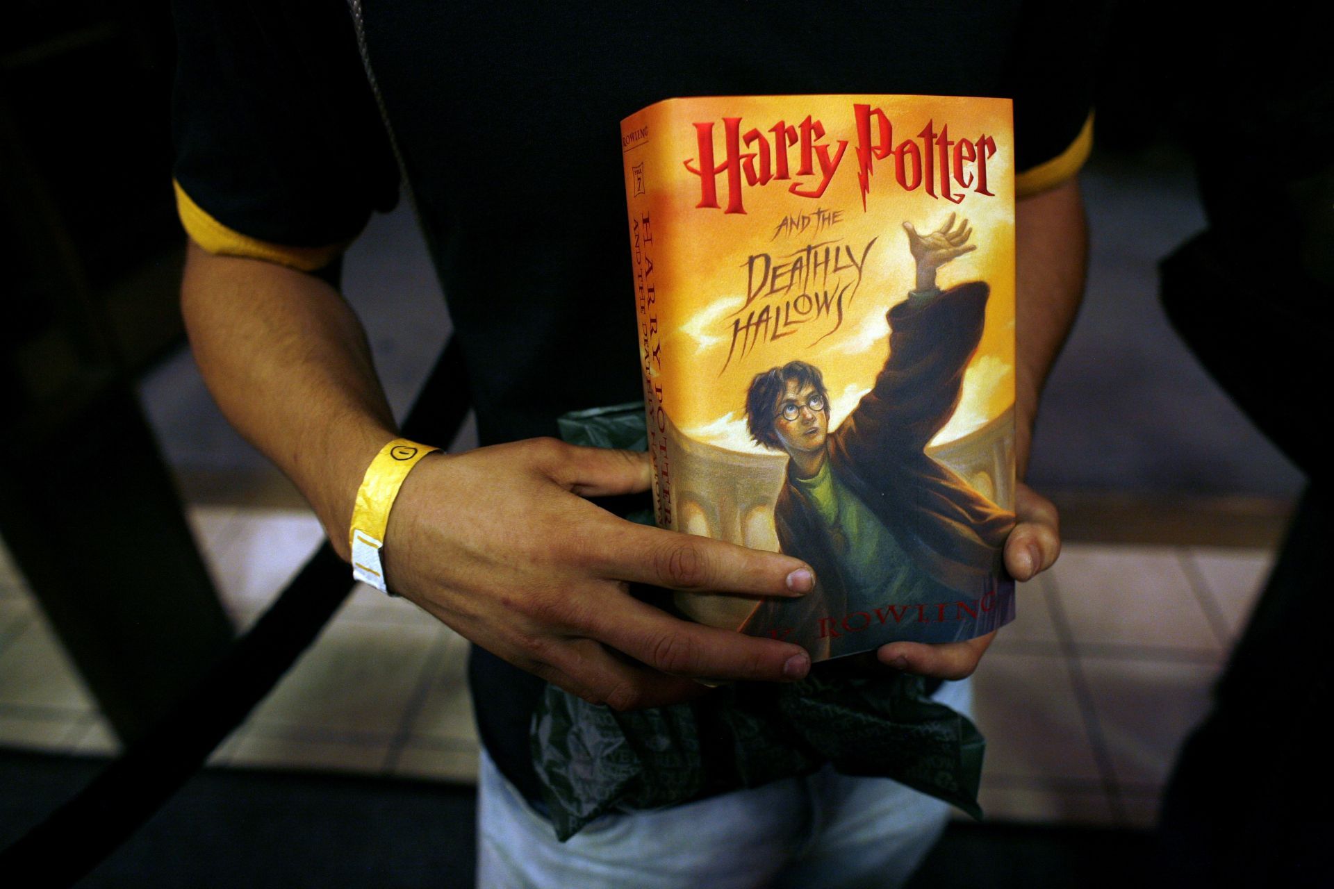 Final &quot;Harry Potter&quot; Book Goes On Sale - Source: Getty