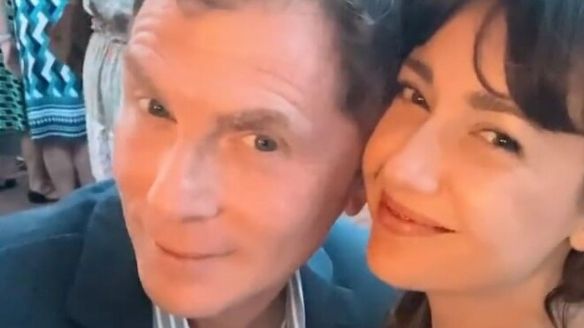 Bobby Flay and Christina P&eacute;rez broke up after dating for three years (Image via Instagram/@christinalperez)