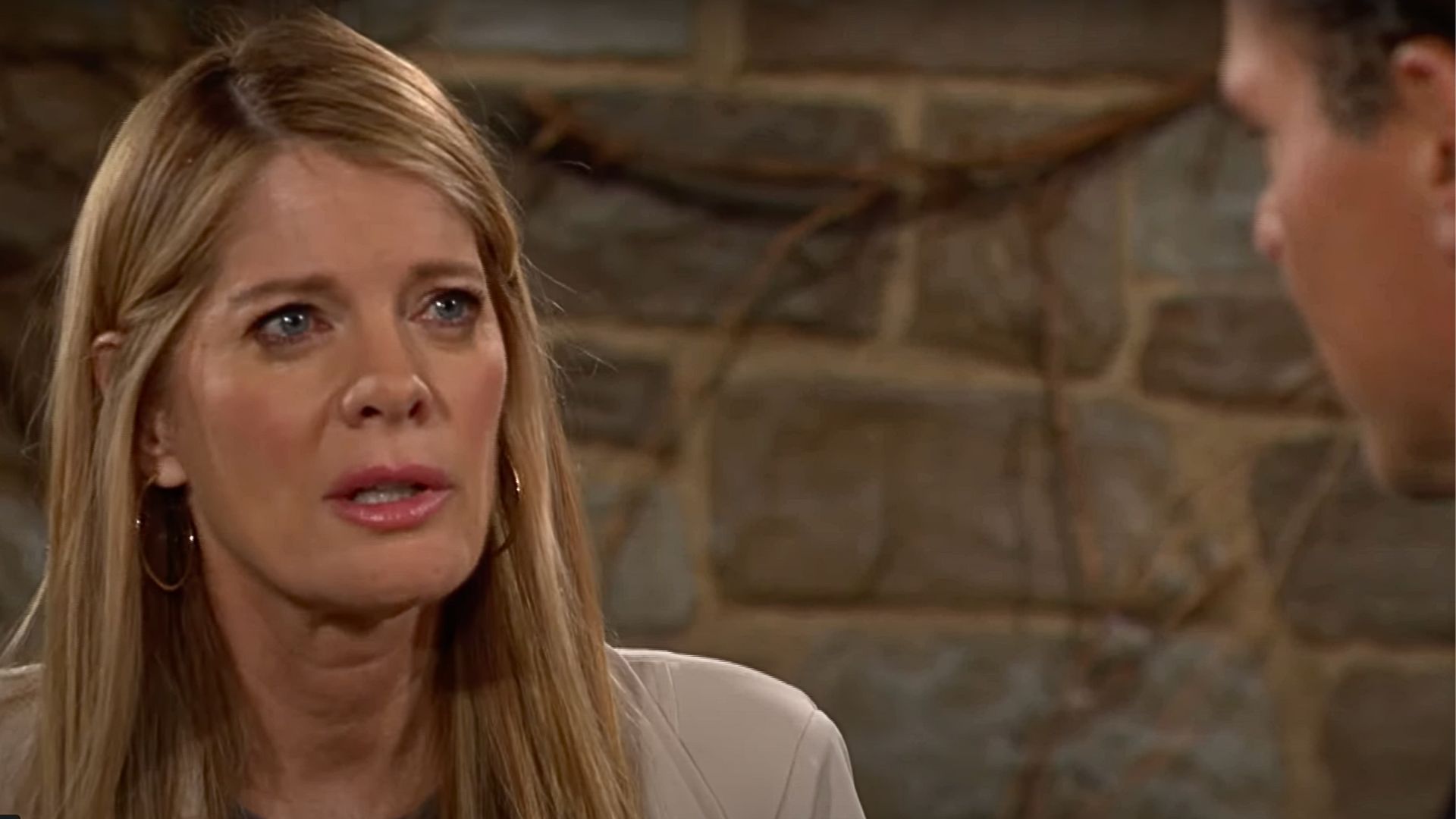 Phyllis cries to Billy on The Young and the Restless | Image: CBS