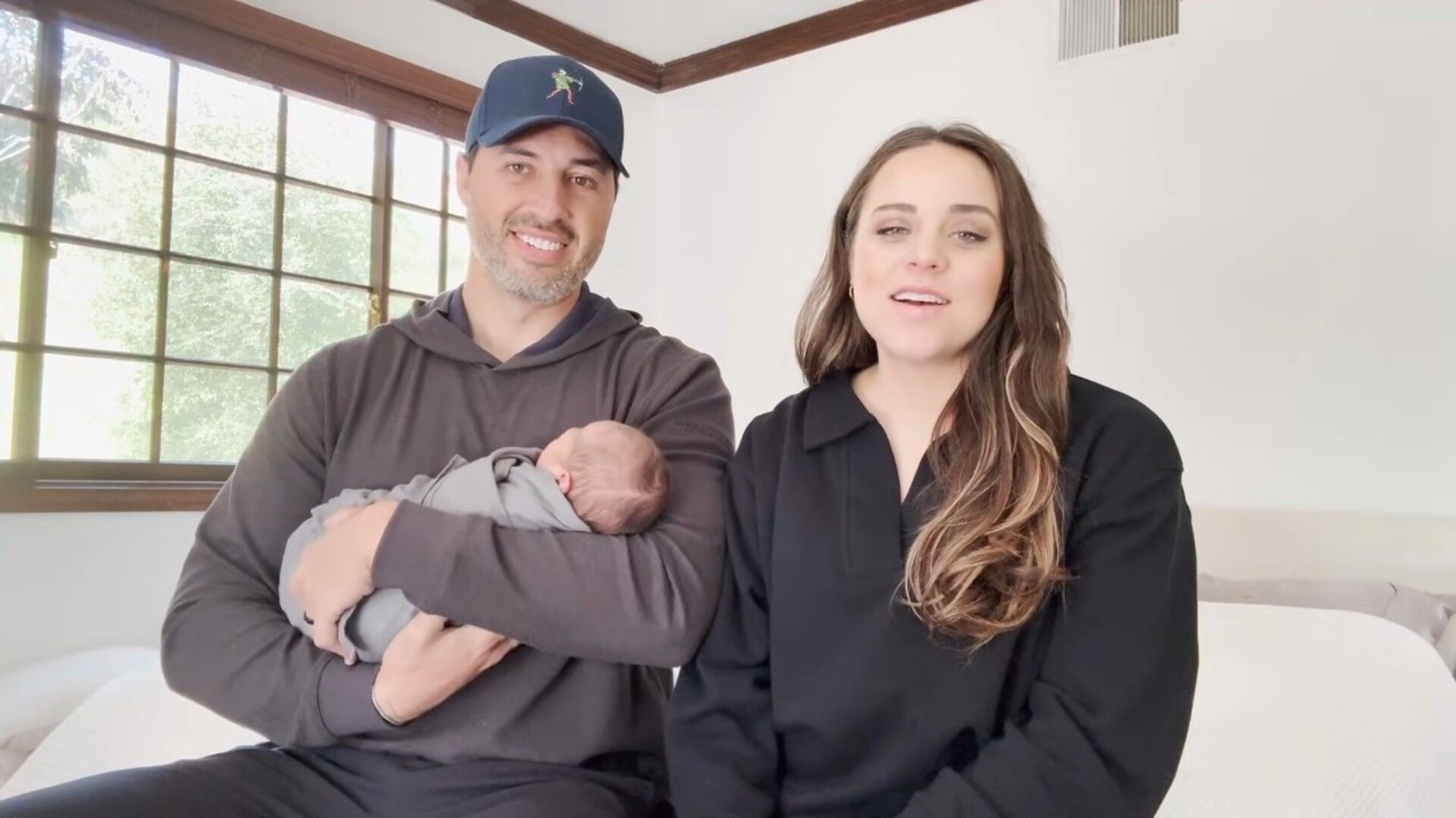  Jinger Duggar and Jeremy Vuolo welcomes their newborn son (Image via YouTube/@JingerandJeremy)