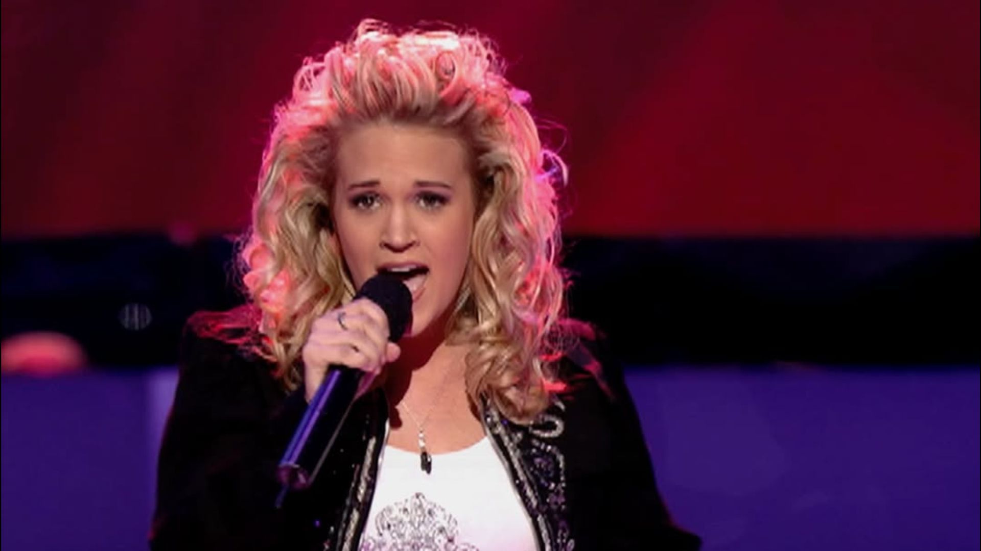 Carrie Underwood 20 years ago on American Idol  (Image via Instagram/ @carrieunderwood)