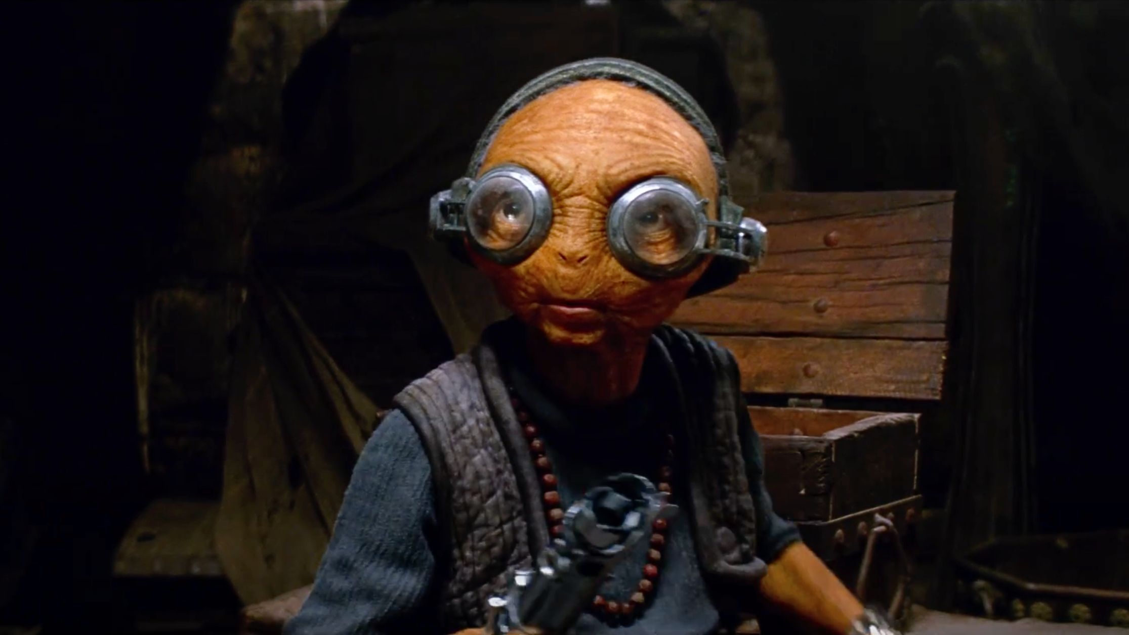 A still from the &lsquo;Star Wars: The Force Awakens&rsquo; In-Home Trailer (Image via YouTube/@StarWars)