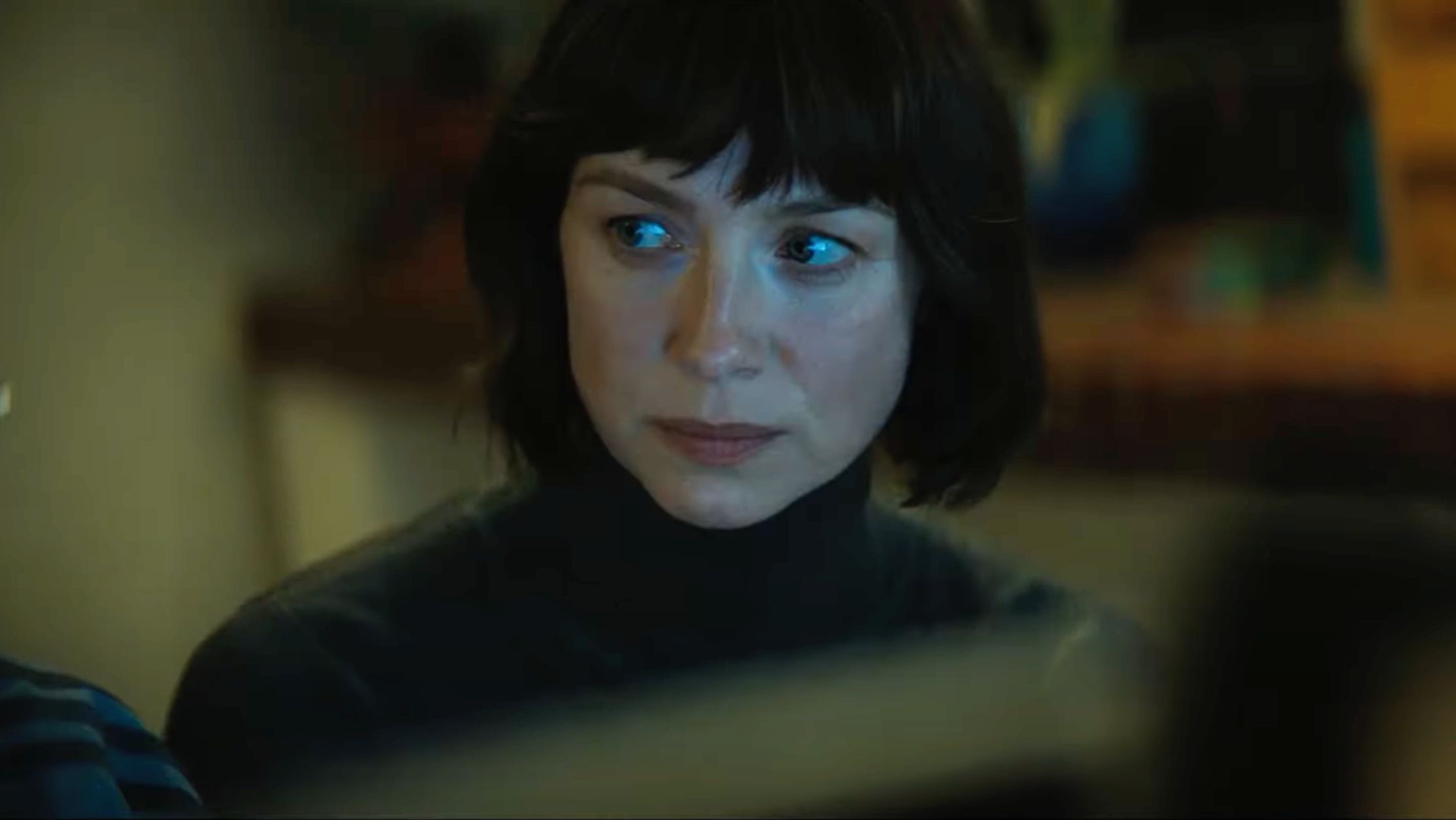 Caitr&iacute;ona Balfe in The Amateur, alongside Rami Malek (Image via YouTube/@20thCenturyStudios)