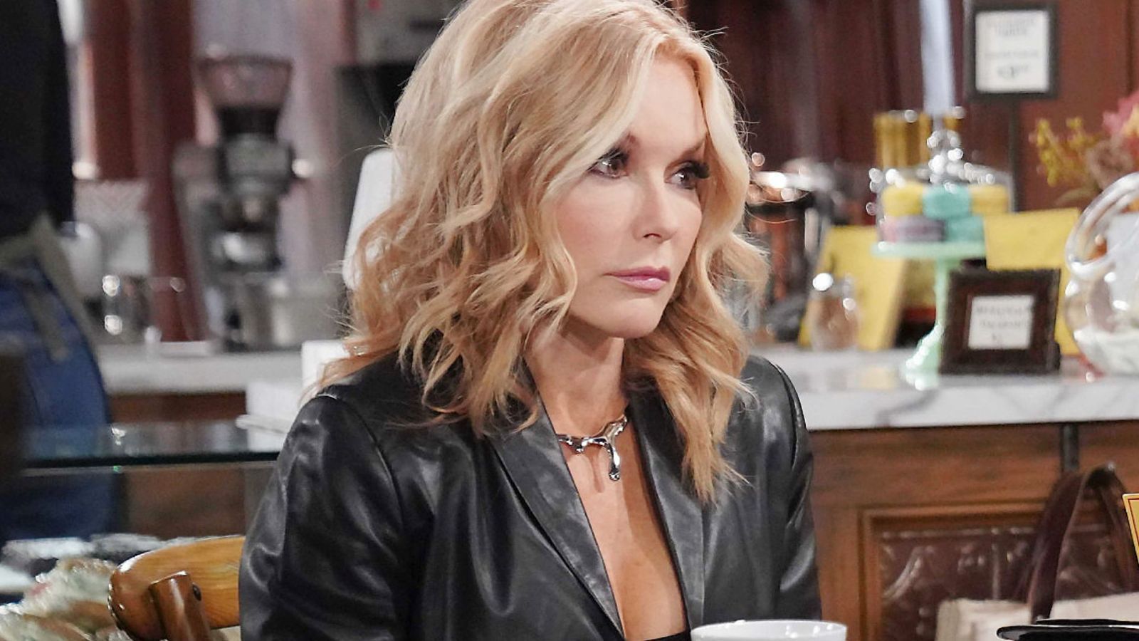 Lauren receives unexpected news on The Young and the Restless | Image: JPI