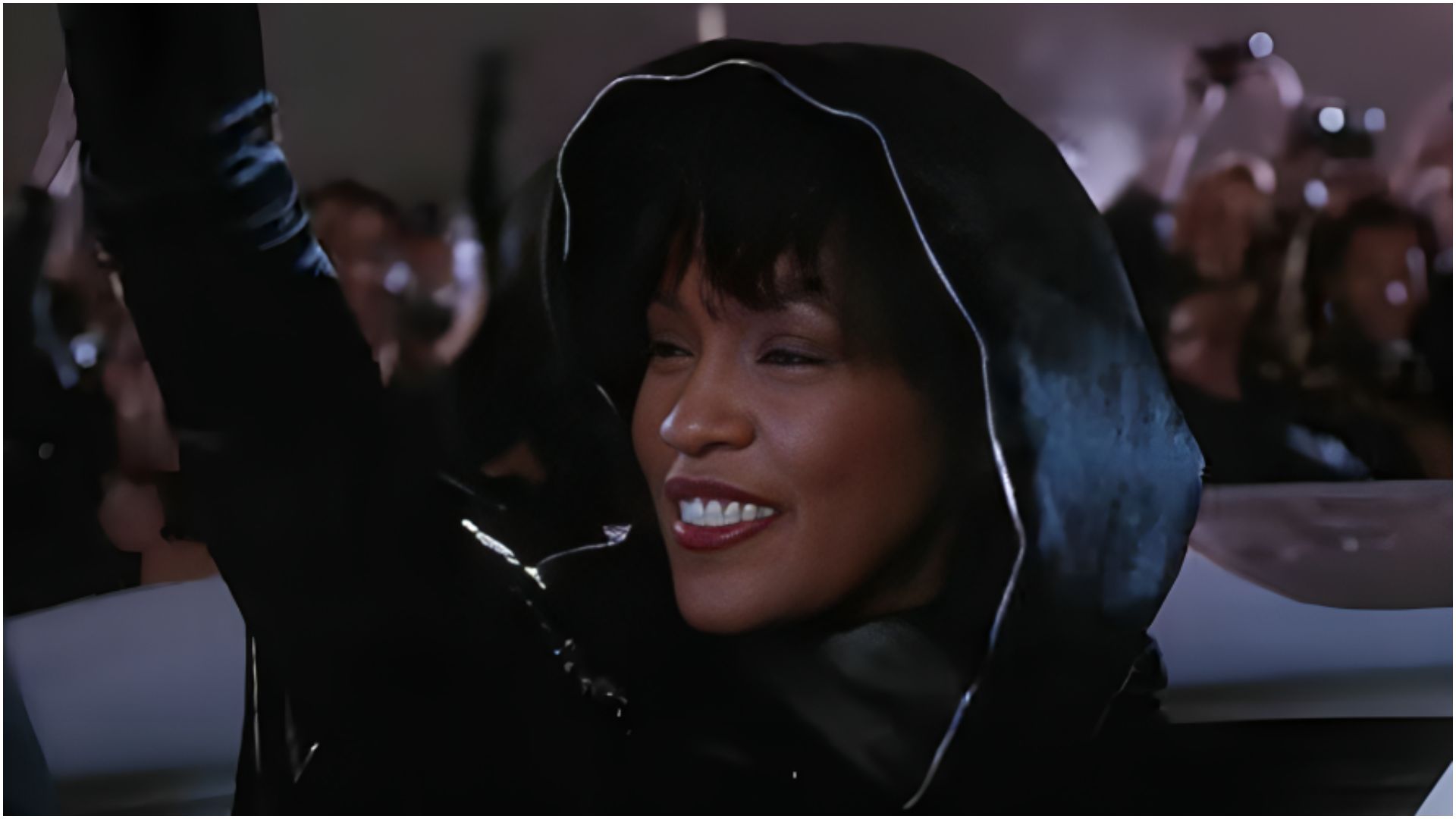 A still from The Bodyguard | Image via Whitney Houston YouTube
