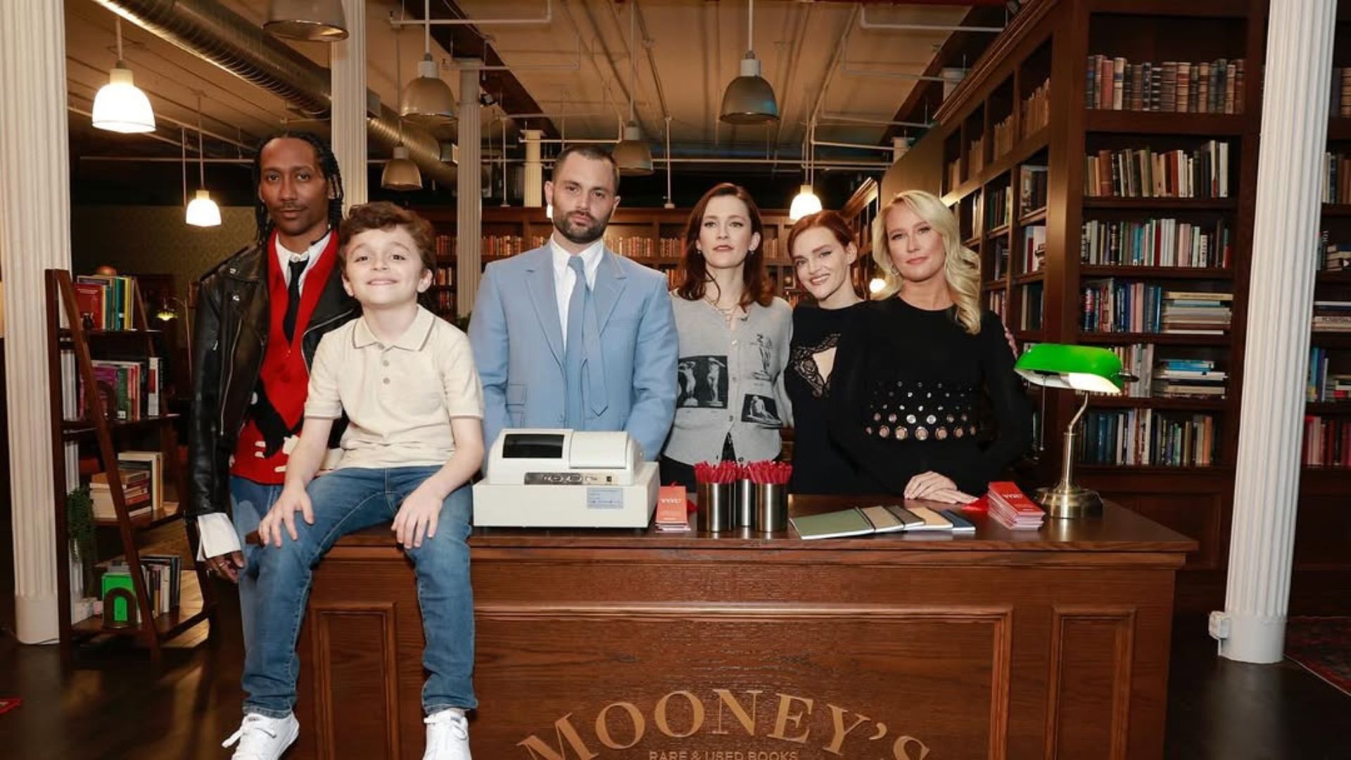 You Season 5 (Image via Instagram/@younetflix)