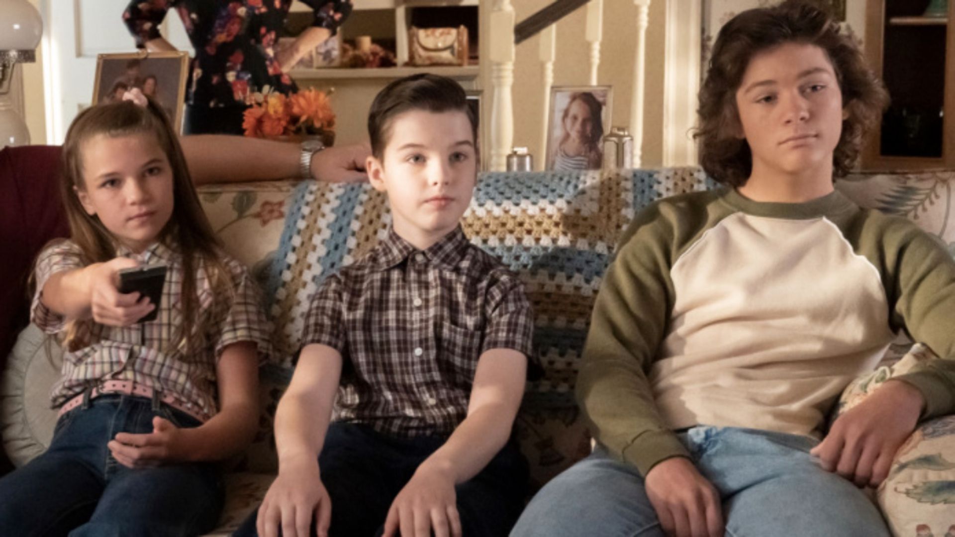 Sheldon, Missy and Georgie (image via X/@YoungSheldon) 
