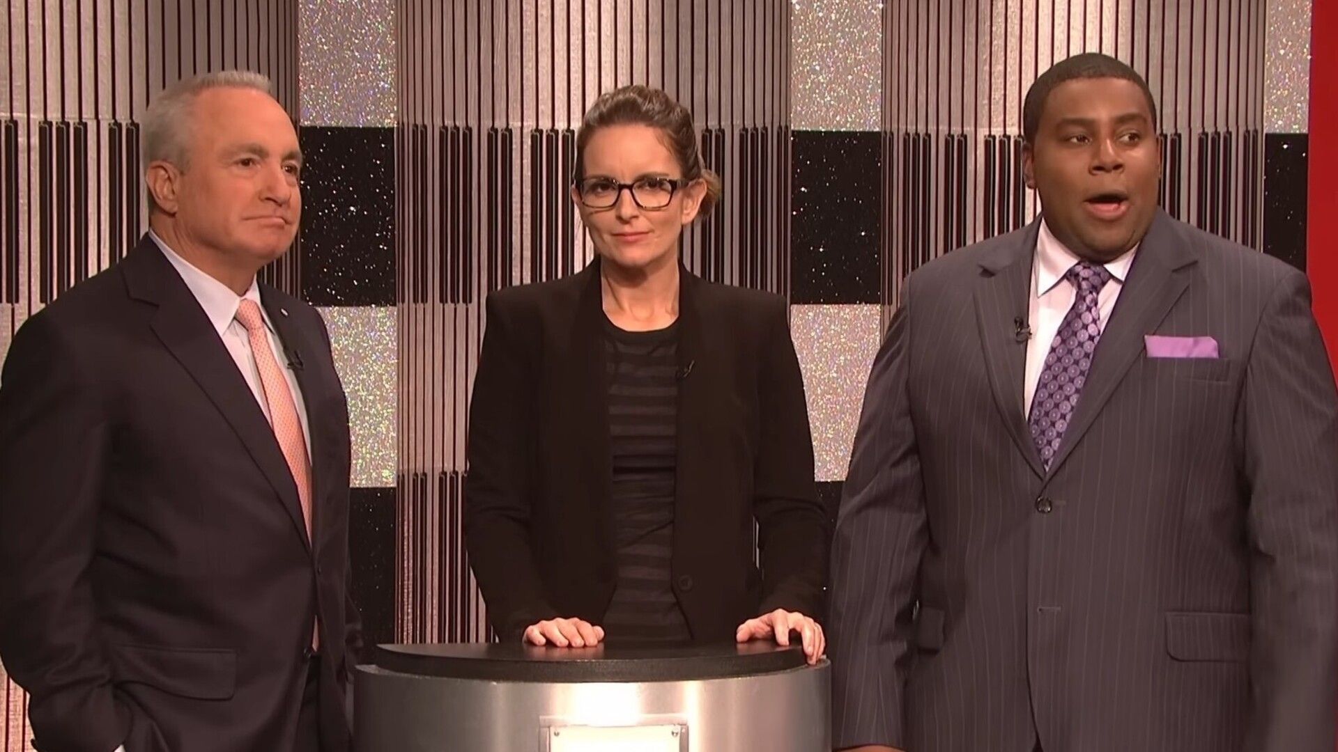 [L-R] Lorne Michaels, Tina Fey, and Kenan Thompson during a Season 39 episode (Image via YouTube/Saturday Night Live &amp; NBC)