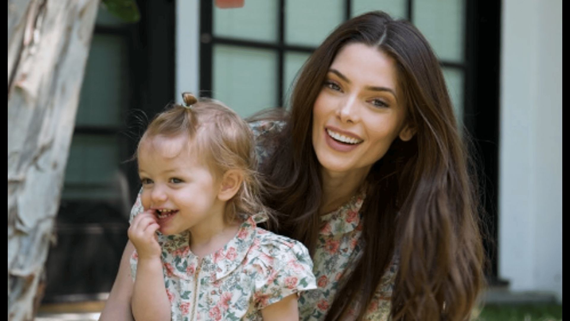 Ashley Greene with her adorable daughter (Image via Instagram/@ashleygreene)