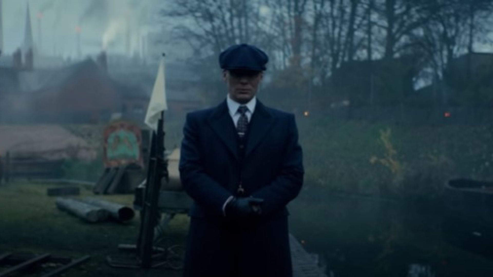 A scene from Peaky Blinders Season 5 | Image source: Netflix on YouTube