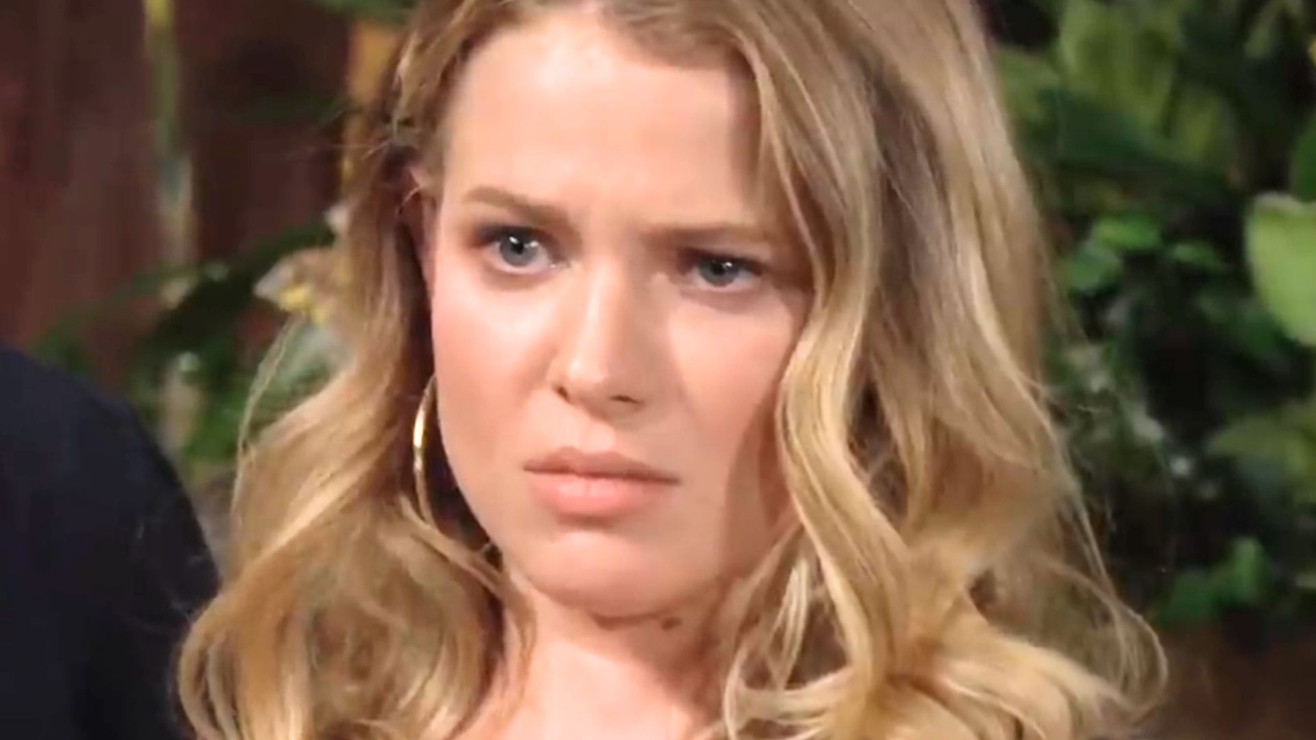 Summer&#039;s work crisis may involve travel plans on The Young and the Restless | Image: CBS