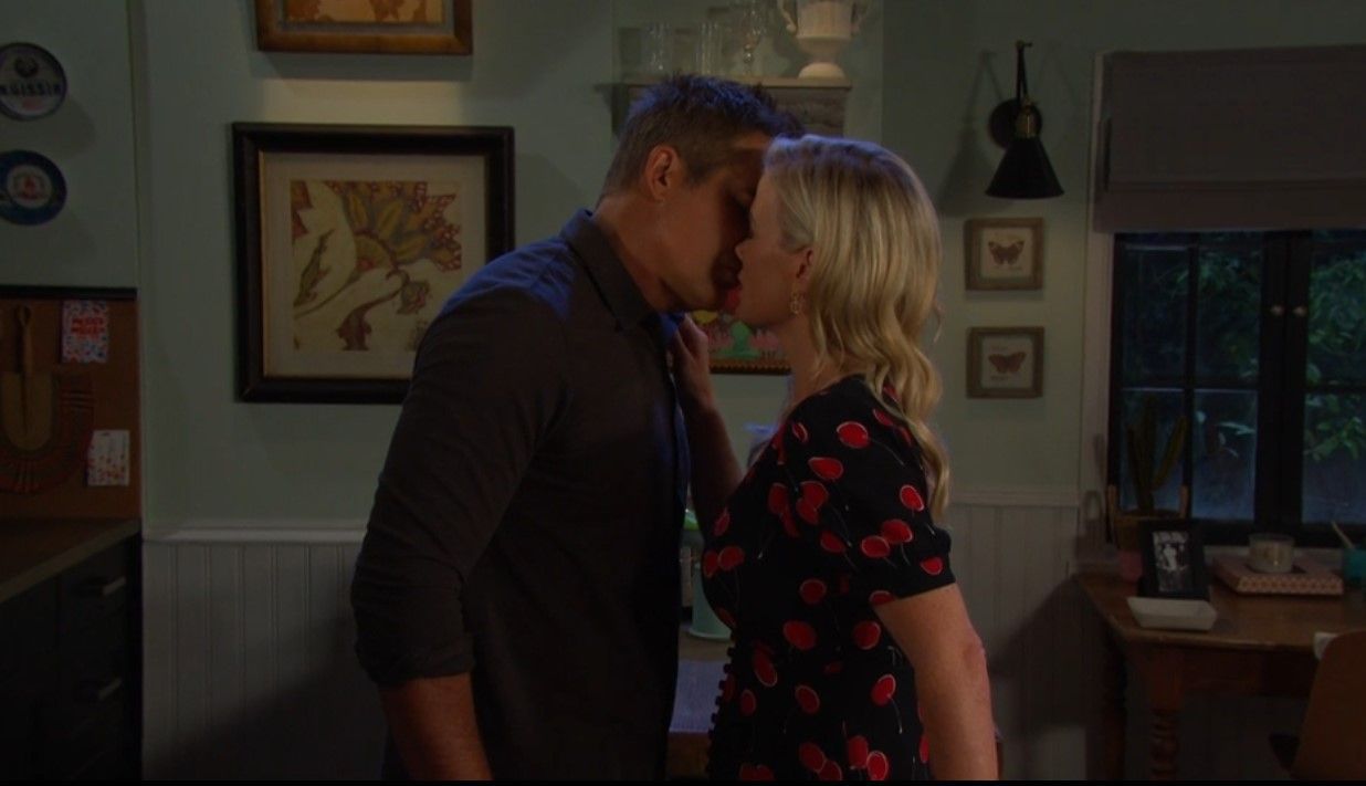Rafe (Galen Gering) leaped to the wrong conclusion...and into Sami