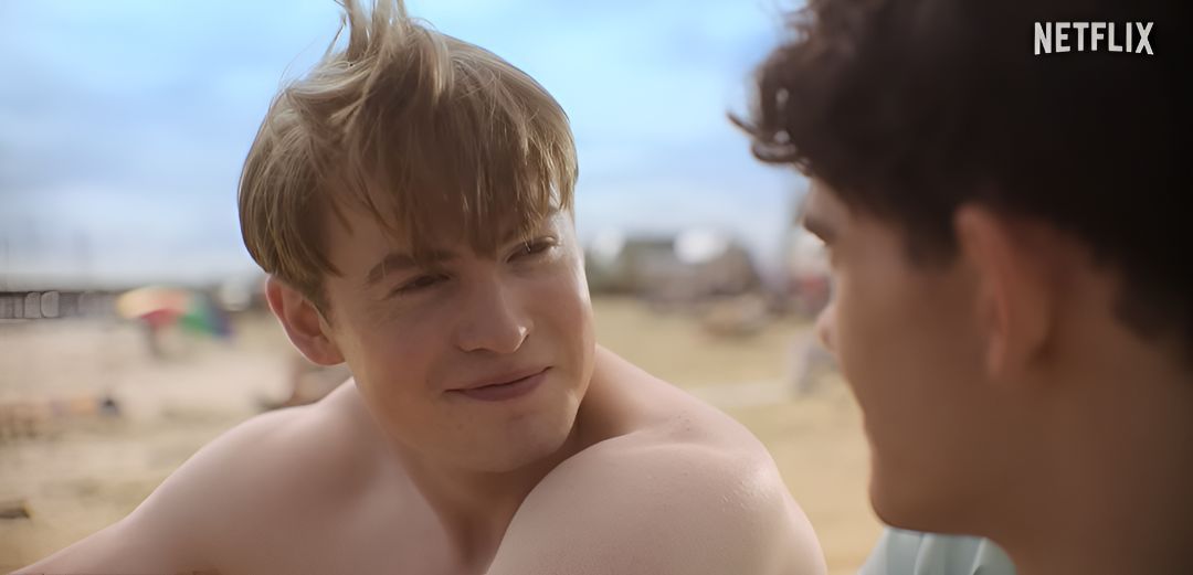 A still from Heartstopper (Image via Youtube/@Netflix)
