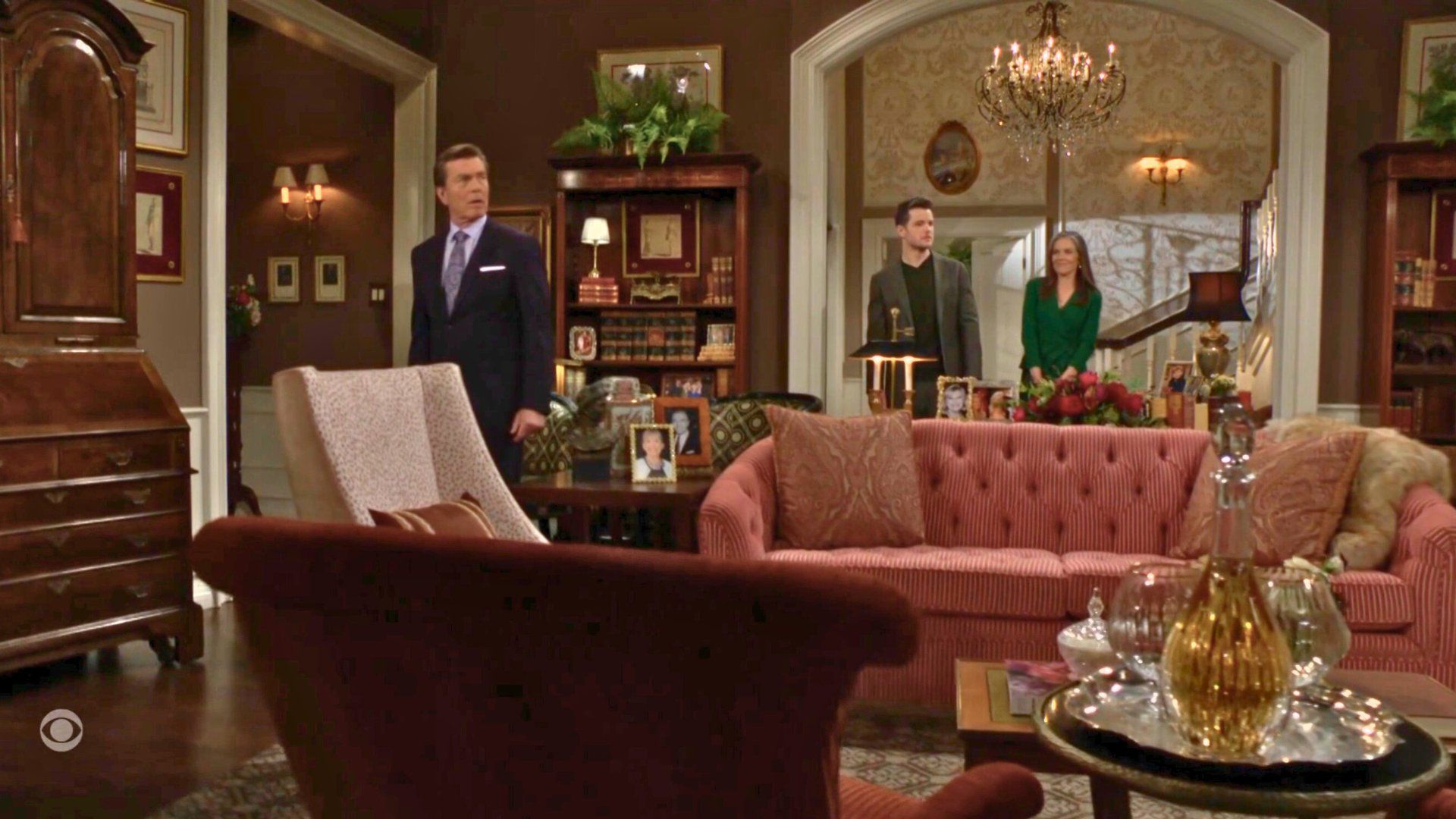 Jack and Kyle see the mansion redo for the first time on The Young and the Restless | Image: JPI