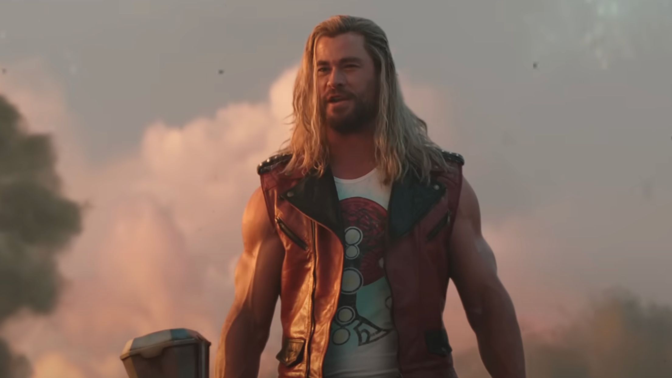 Chris Hemsworth as Thor in the MCU (Image via YouTube/Chris Hemsworth) 