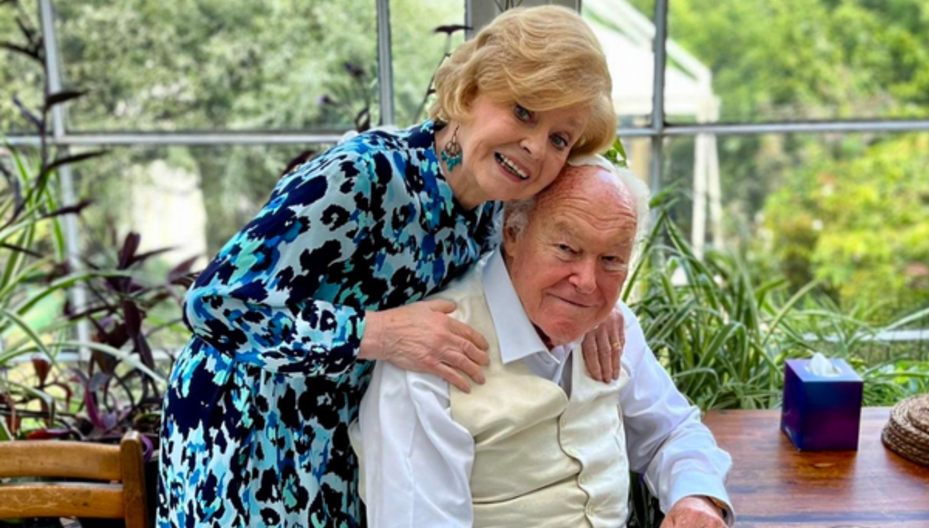 Timothy West and his wife Prunella Scales (Image via X/@exitthelemming)