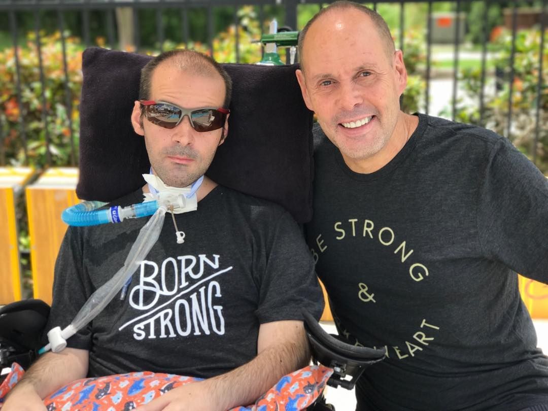 Ernie Johnson with his son Michael Johnson (Image via Instagram/@ernie.johnson)