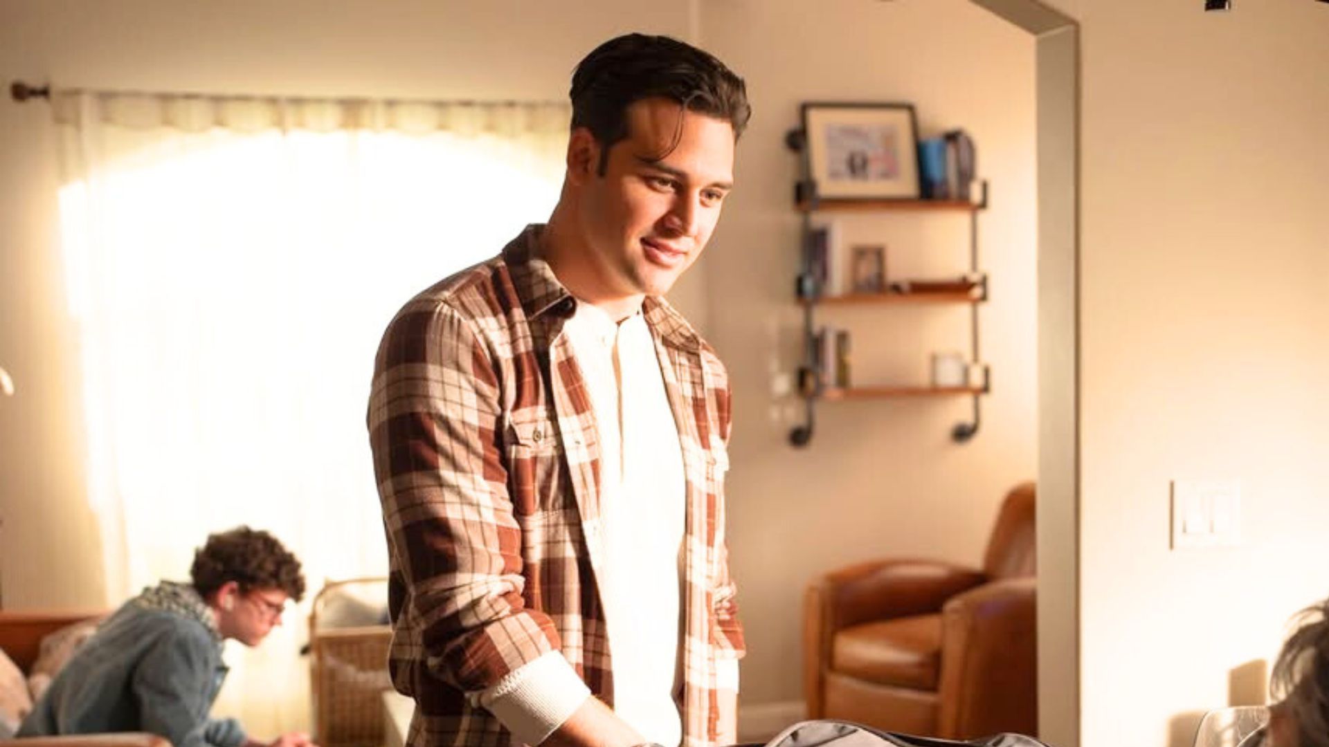 Ryan Guzman in 9-1-1 | Image via Instagram: 911onabc