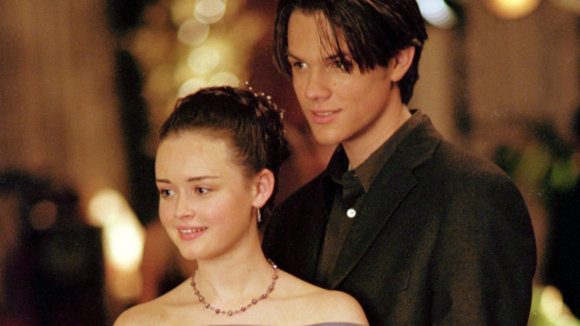 Dean and Rory from Gilmore Girls (Image Via. @gilmoregirls/Instagram