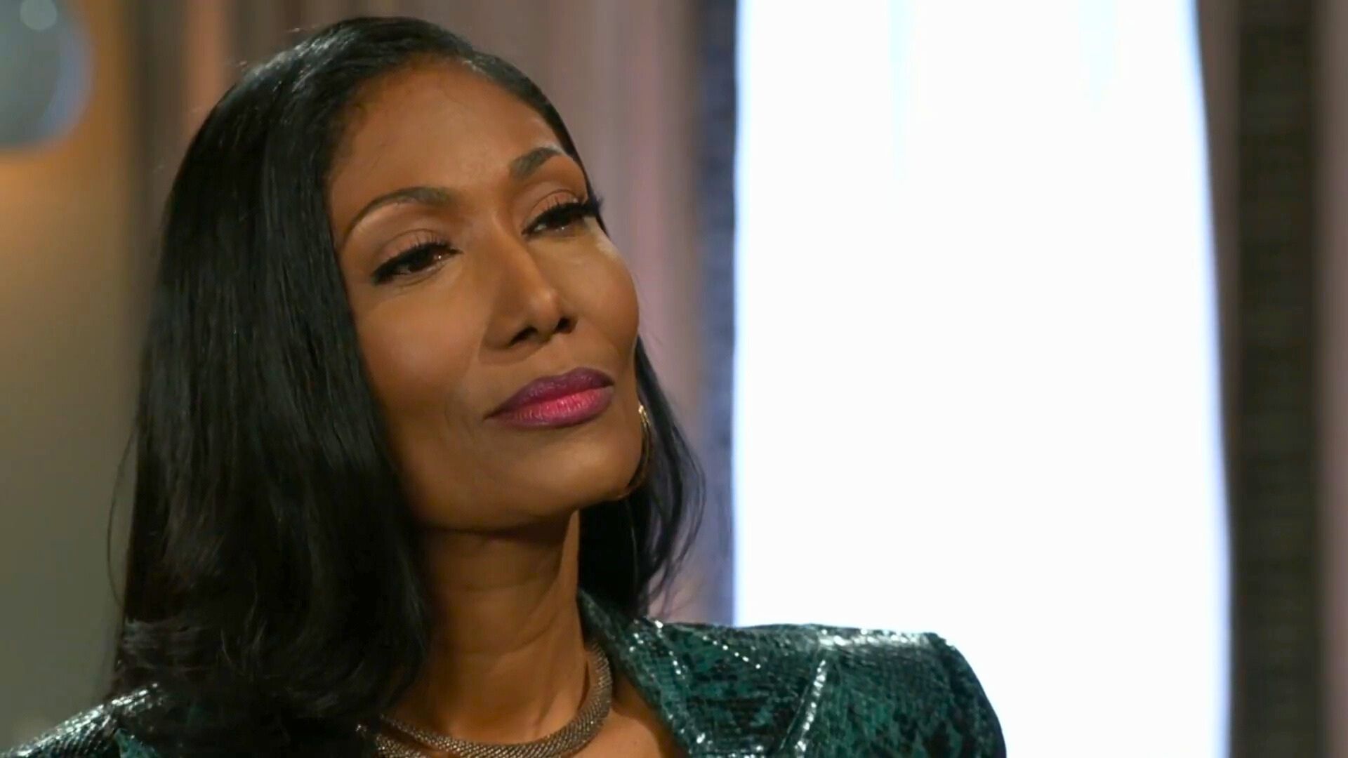 Beyond the Gates: Leslie sells more lies | Image: CBS