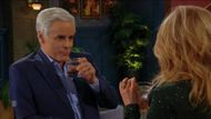 The Young and the Restless: Michael lays it on thick for Lauren | Image: CBS