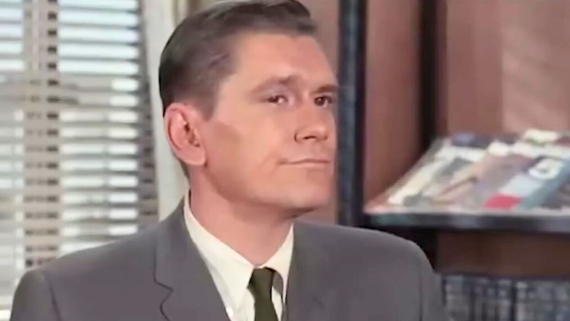 Dick York as Darrin Stephen in Bewitched | Image via: Screen Gems