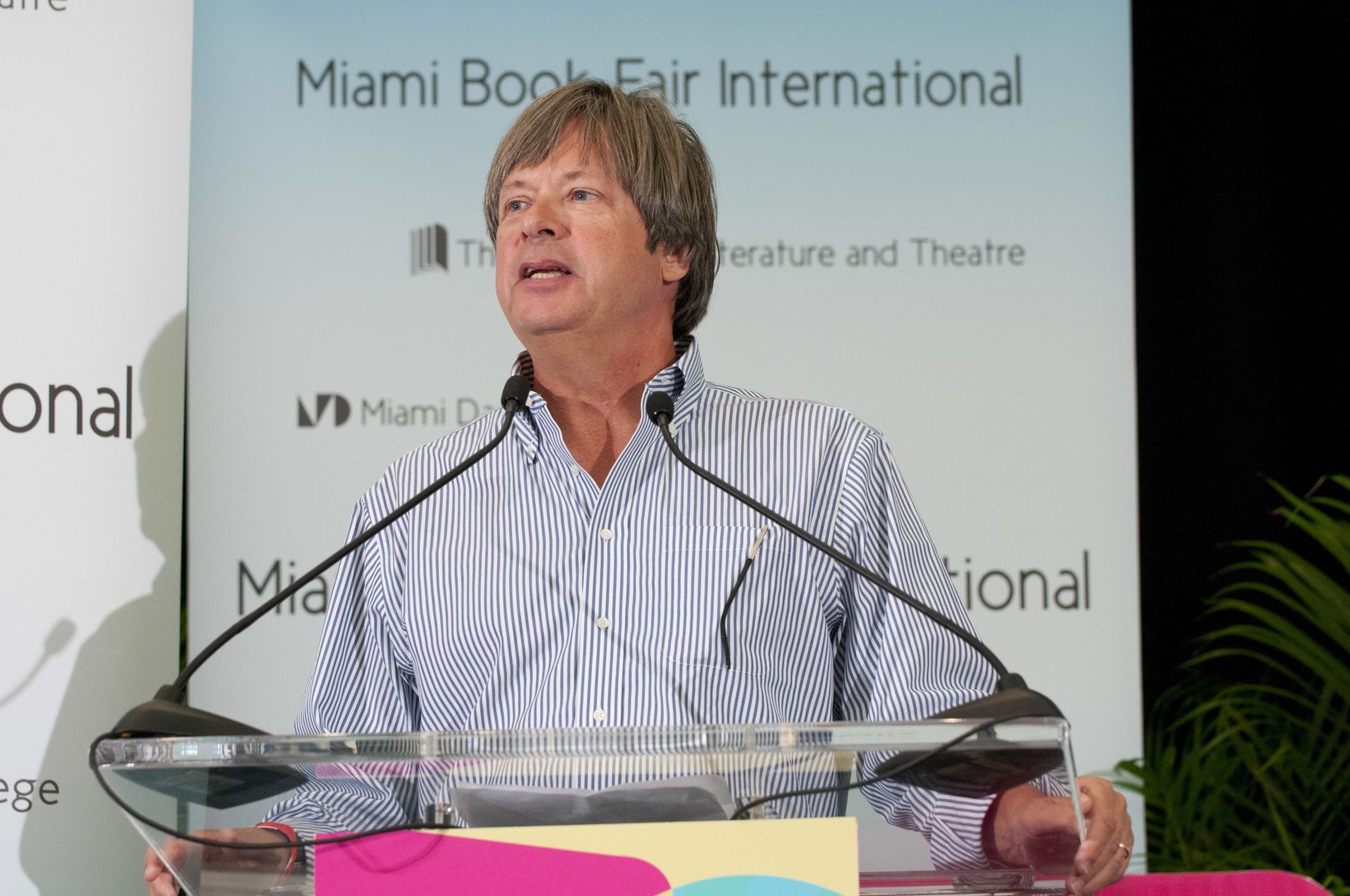 Miami Book Fair International 2013 - Authors Dave Barry, Roy Blount Jr.,Brad Meltzer Speak About The - Source: Getty