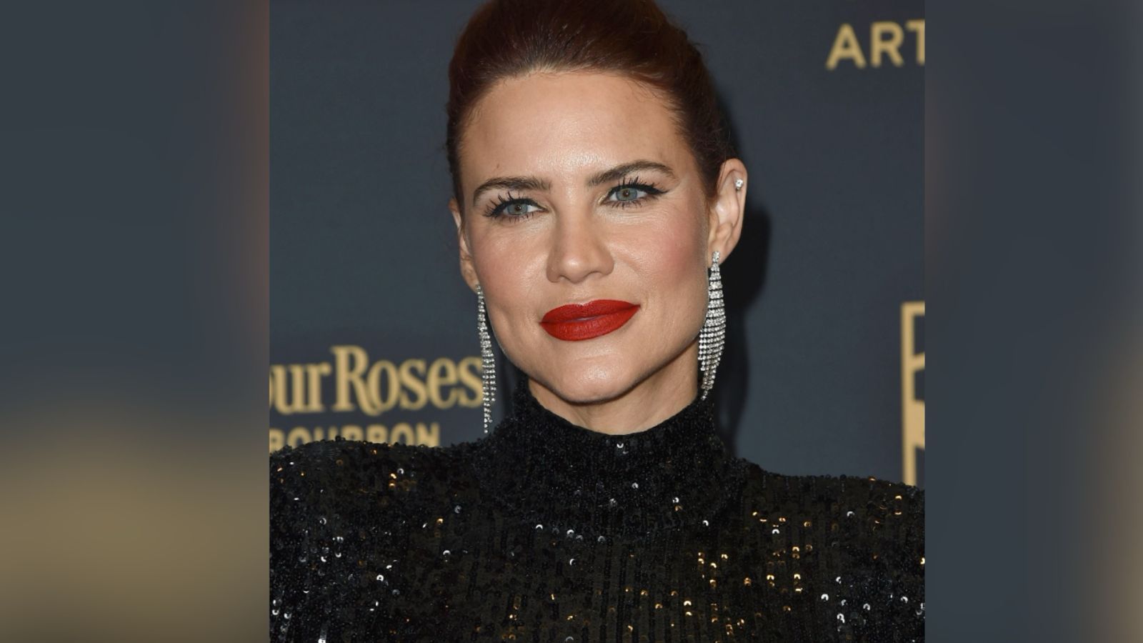 Courtney Hope, who plays Sally on The Young and the Restless, has suffered a deep loss 