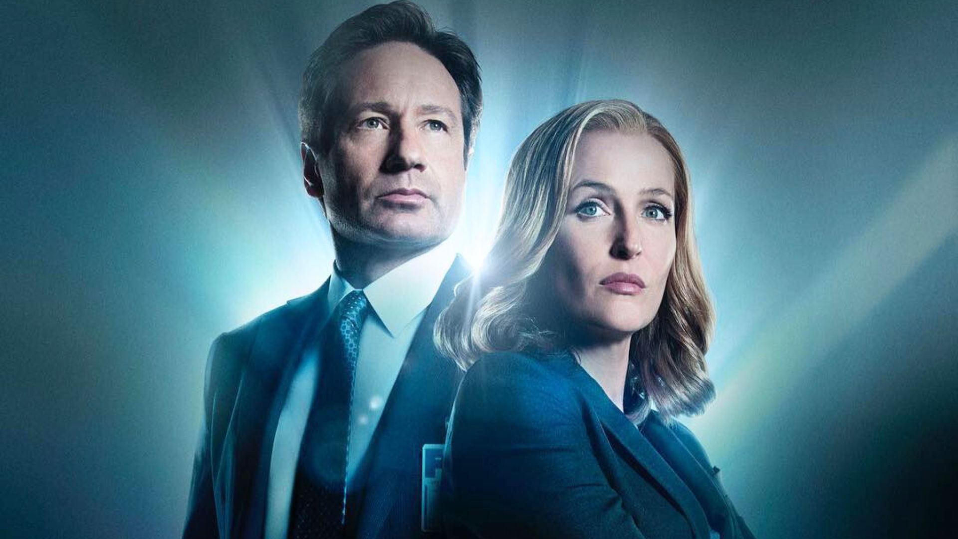 David Duchovny and Gillian Anderson in The X-Files | Image via Instagram: thexfilestv