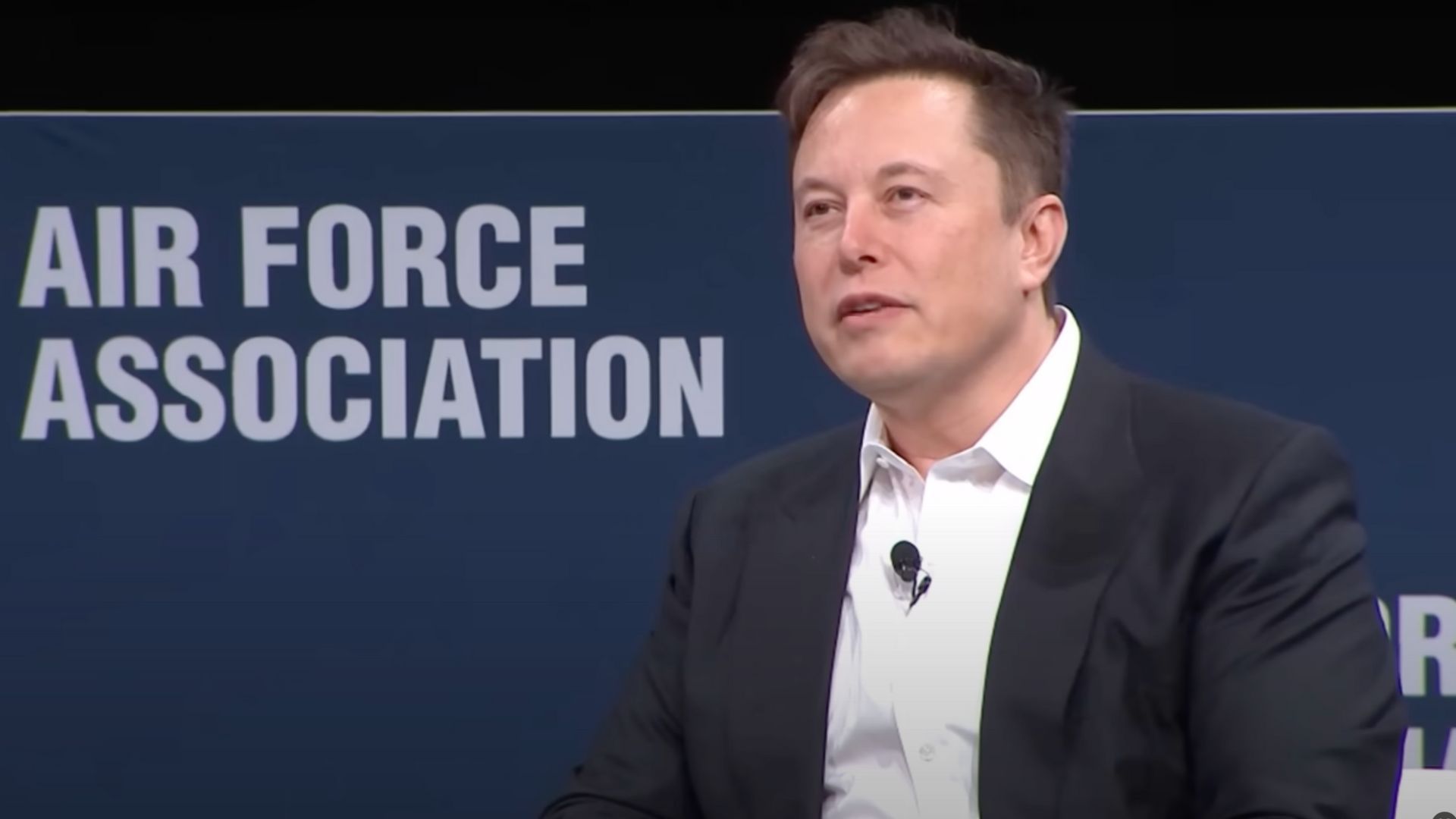Elon Musk at Air Force Association&rsquo;s Air Warfare Symposium in 2020 (Image via YouTube/VideoFromSpace)