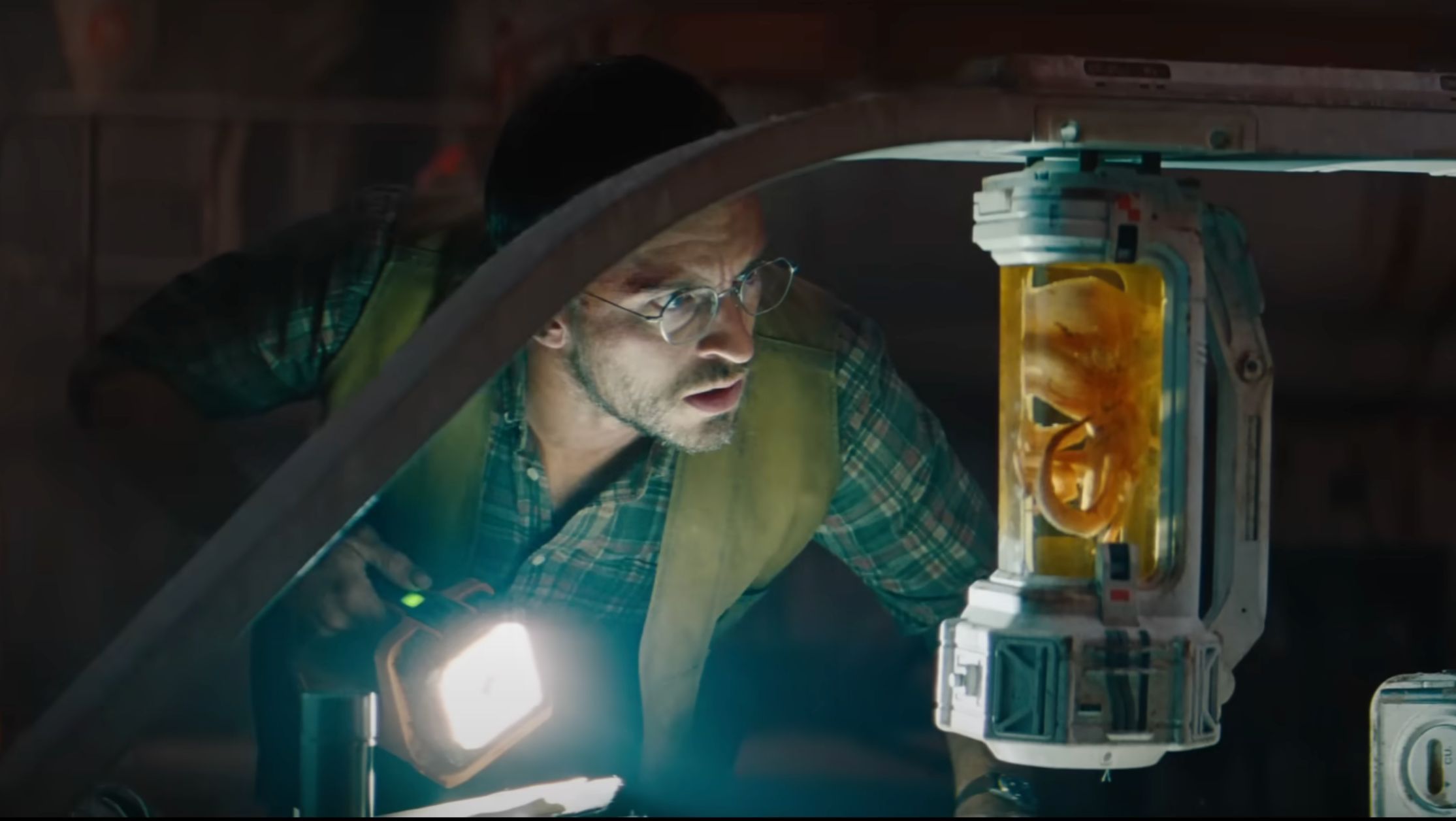 A still from Jurassic World Rebirth (Image via YouTube/UniversalPictures)
