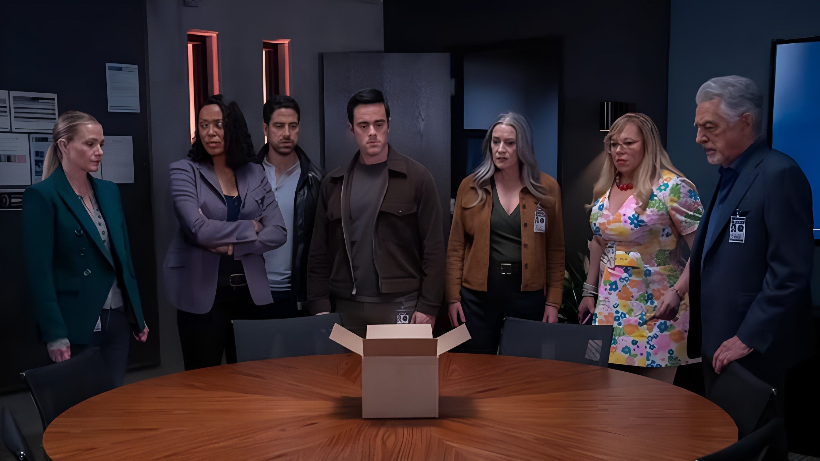  Unveiling your first look at the new season of #CriminalMinds ( Image via Instagram / @criminalminds )