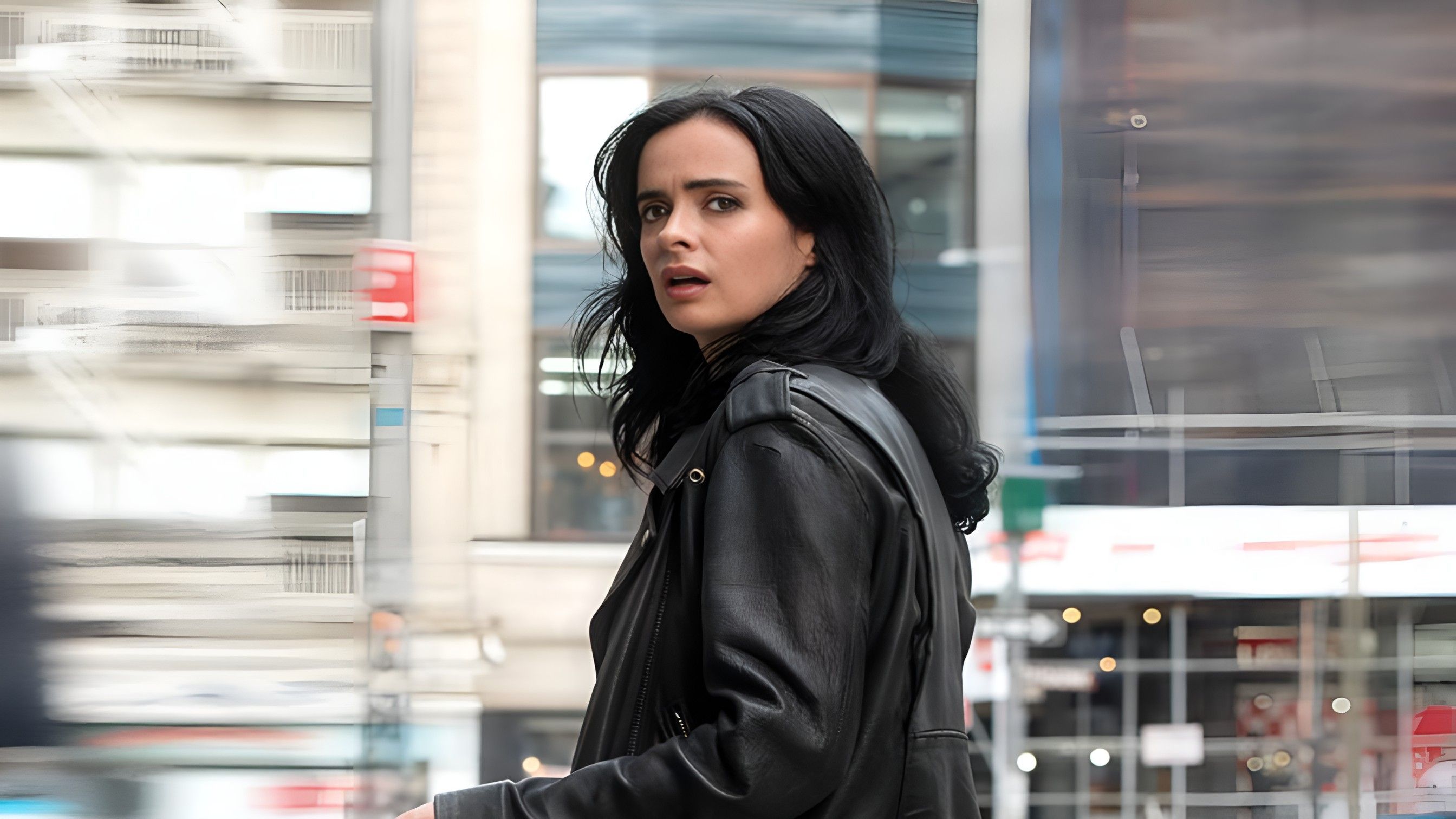 Jessica Jones ( Image via Instagram / @marvelsjessicajones )