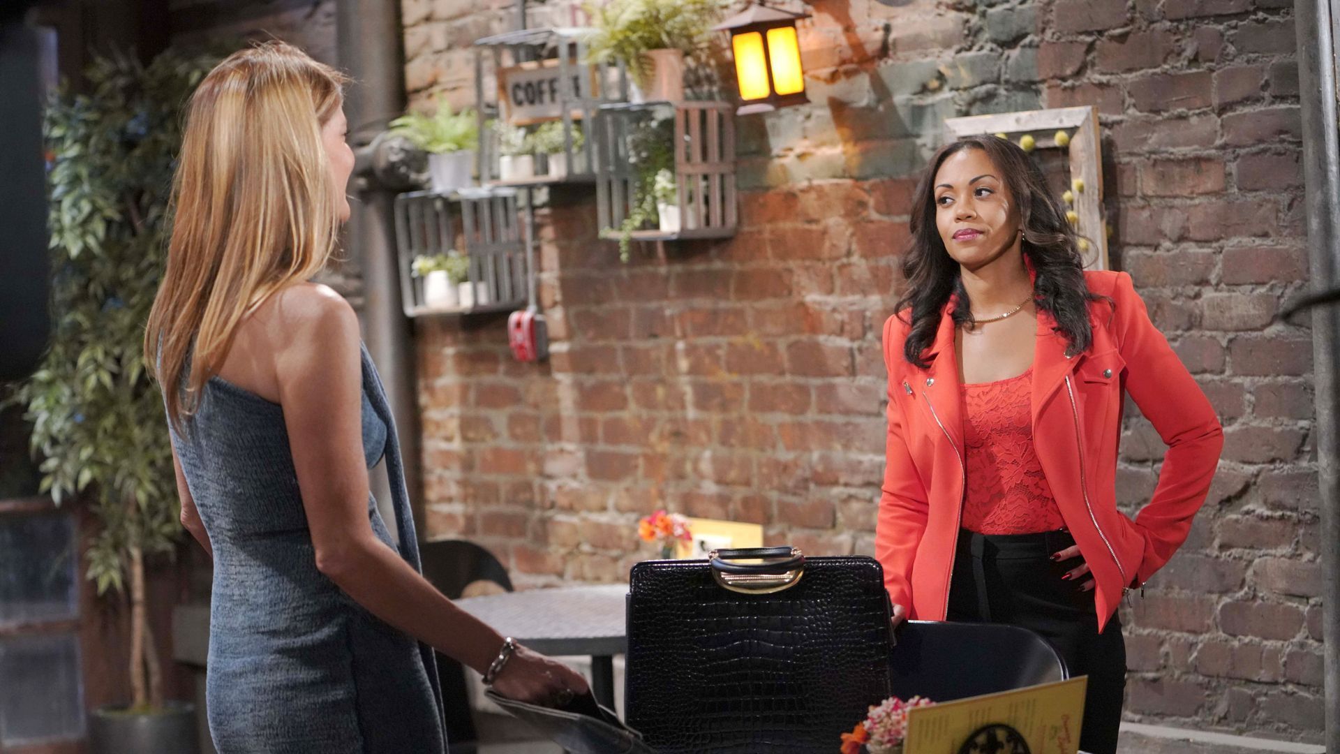 Phyllis and Amanda on Y&amp;R | Image: JPI