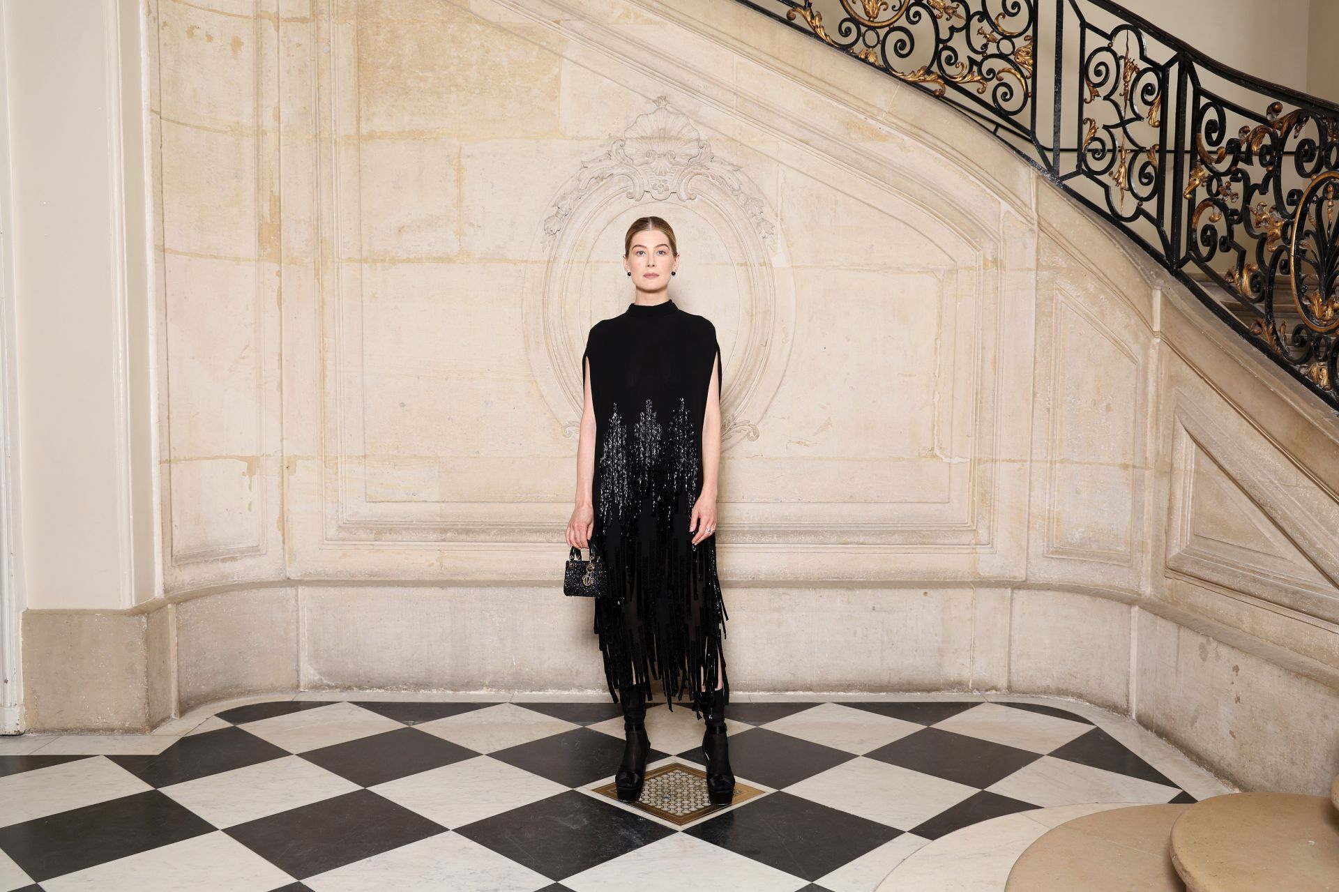 Christian Dior: Photocall - Paris Fashion Week -  Haute Couture Fall/Winter 2024-2025 - Source: Getty